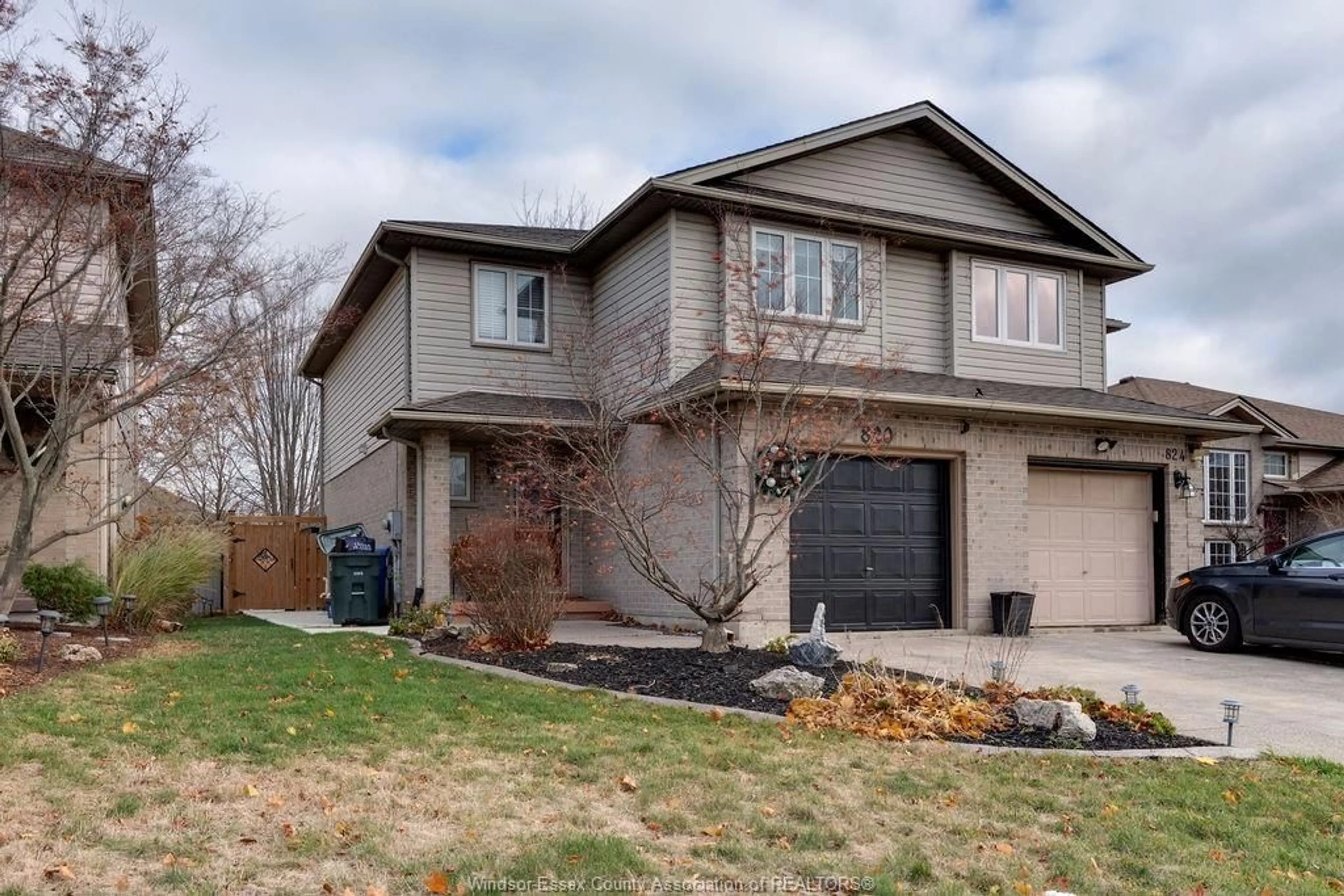 Home with brick exterior material, street for 820 MICHAEL DRIVE, Tecumseh Ontario N8N 5A3