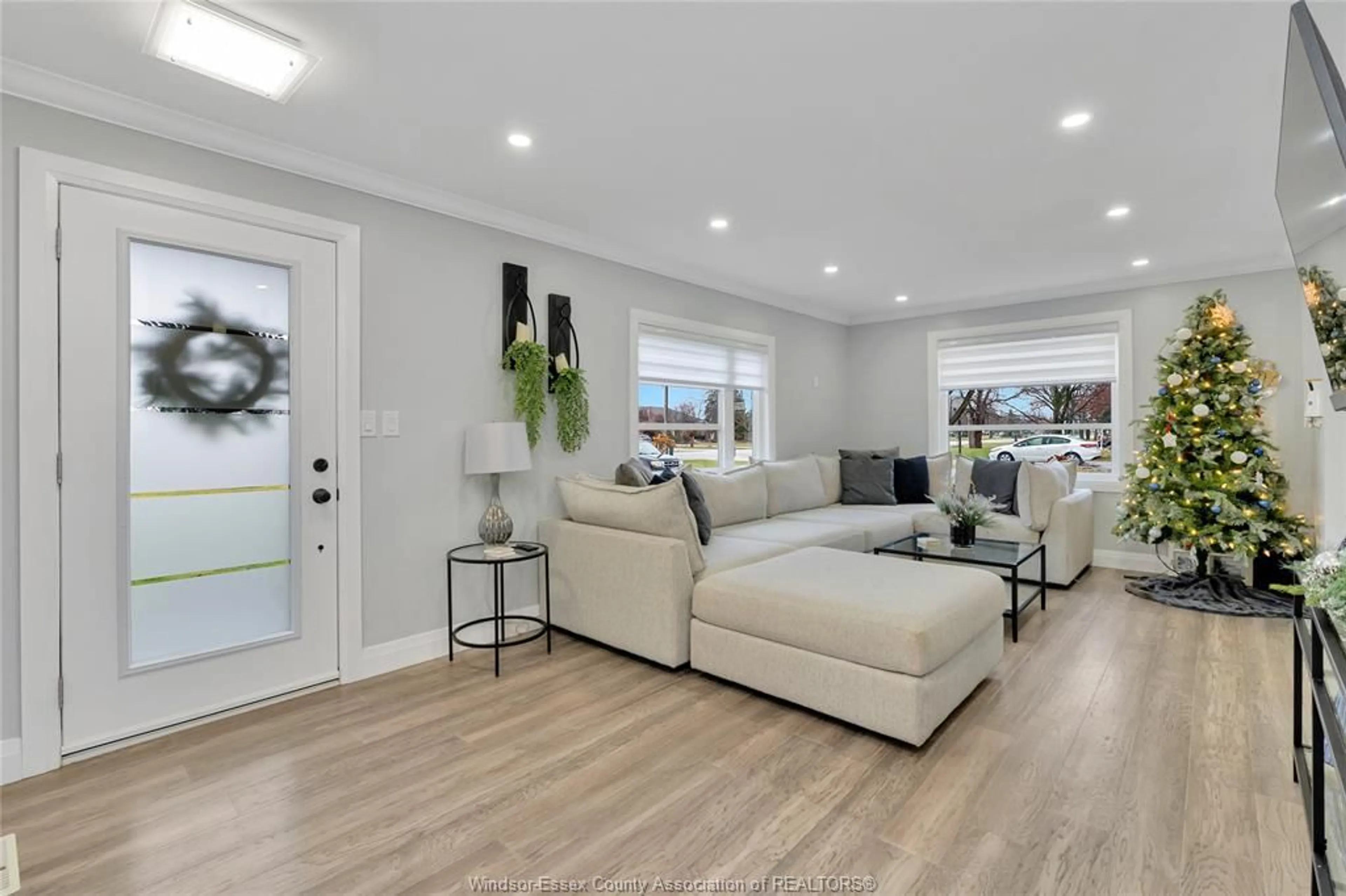 Living room with furniture, unknown for 2072 HOPGOOD, Lakeshore Ontario N8M 2X7