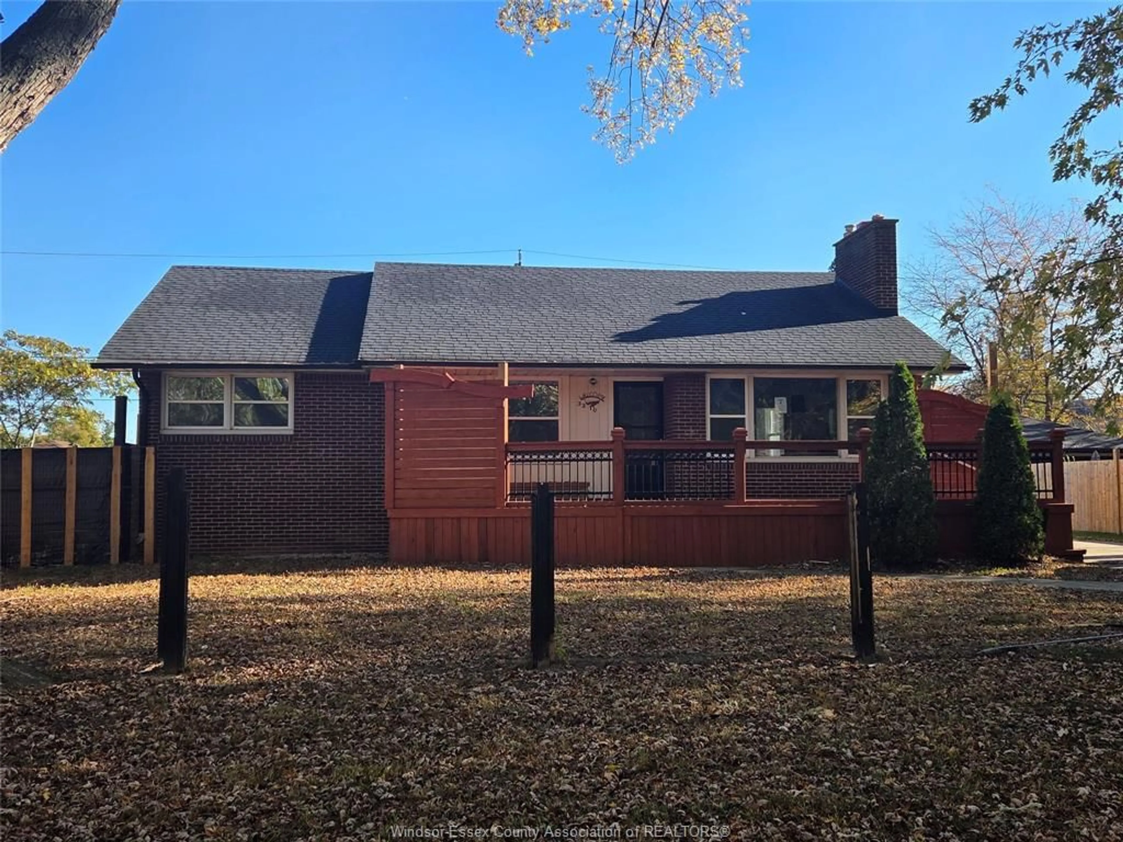 Unknown for 3310 Rankin, Windsor Ontario N9E 3C1