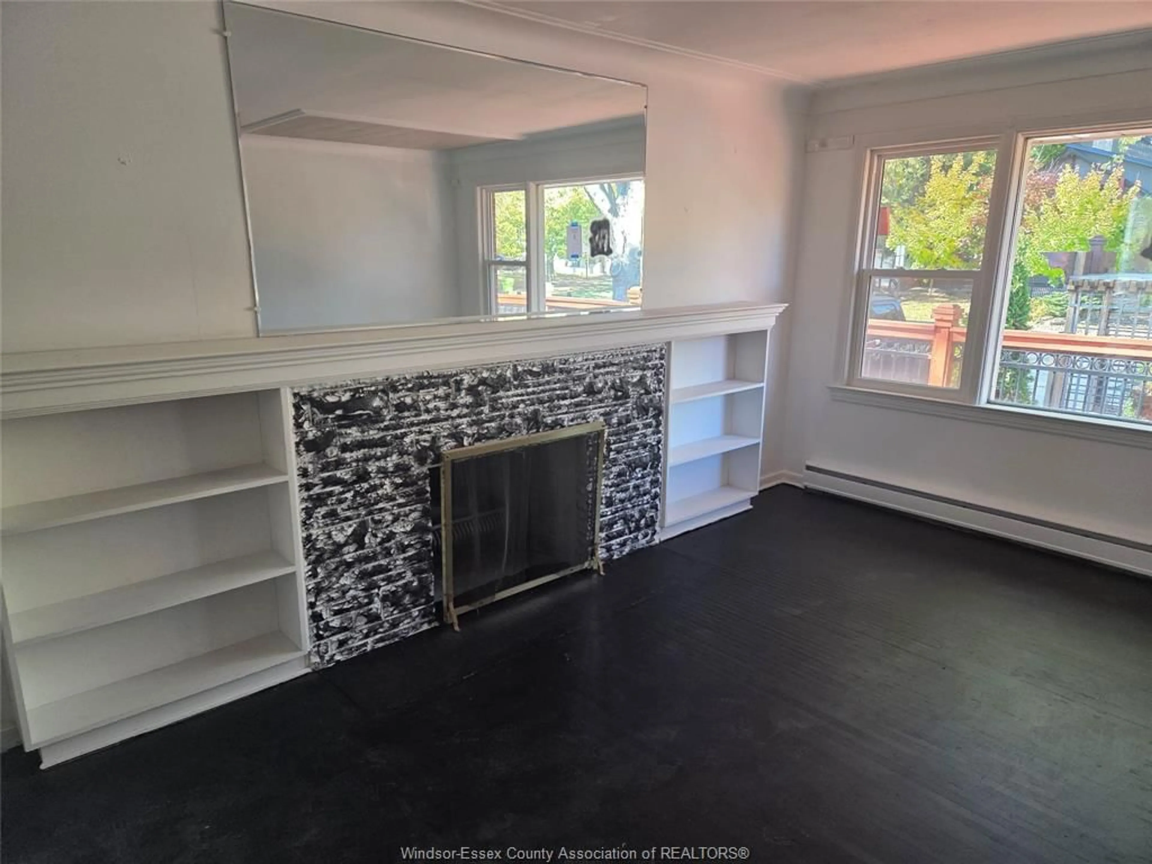 A pic of a room for 3310 Rankin, Windsor Ontario N9E 3C1