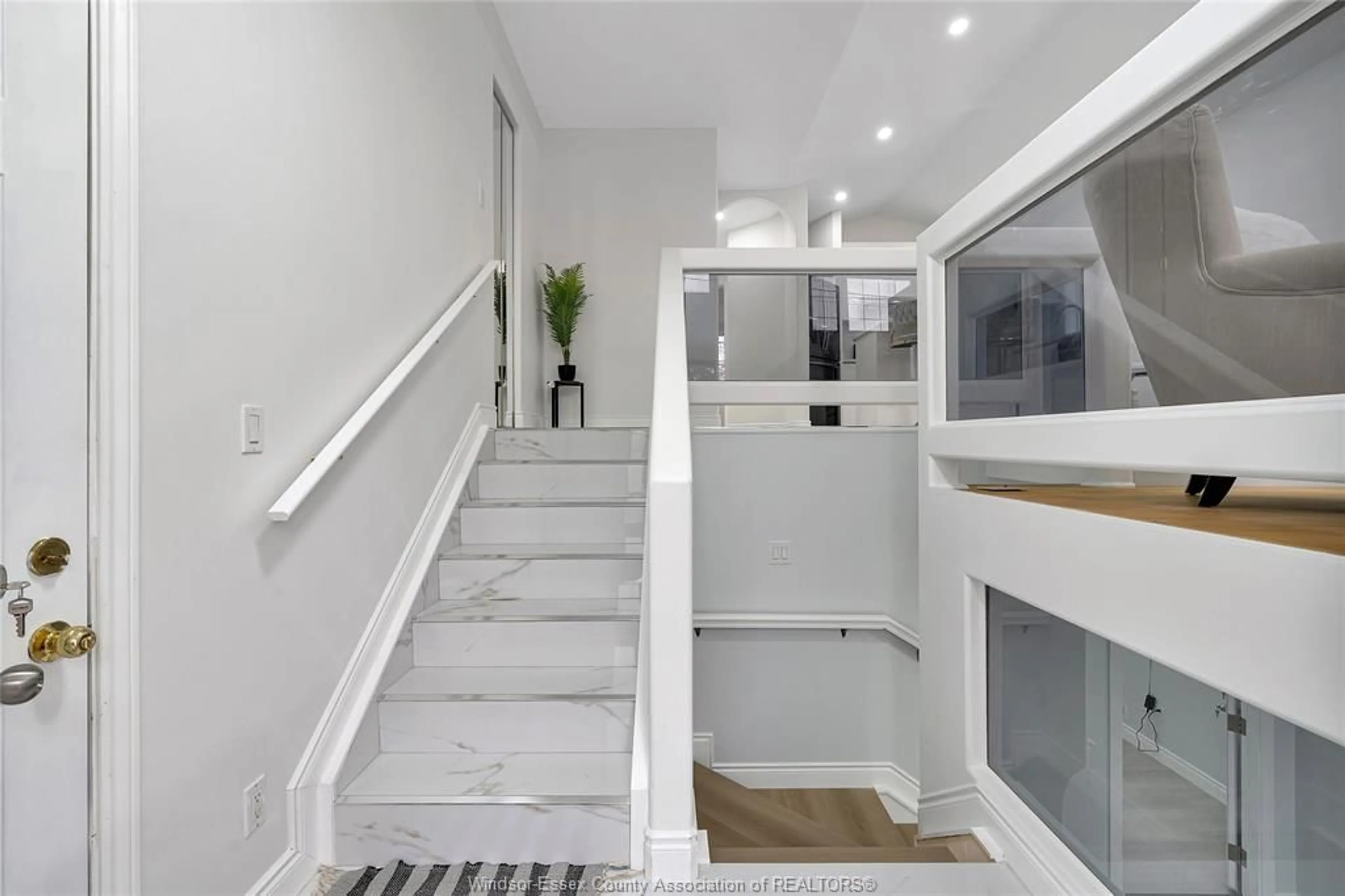 Unknown for 1443 CAMPBELL Ave, Windsor Ontario N9B 2K1