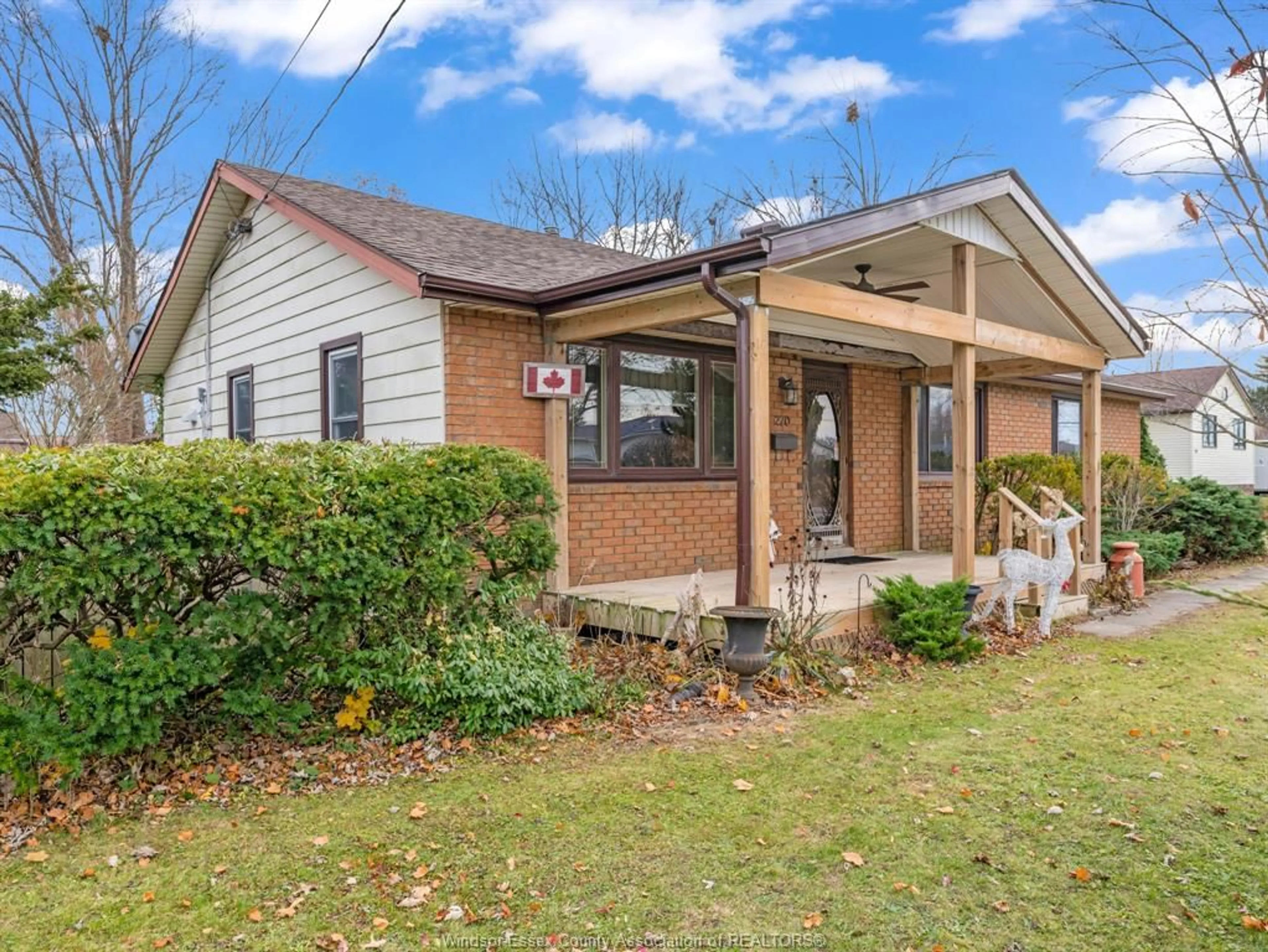 Unknown for 270 VICTORIA Ave, Essex Ontario N8M 1N5