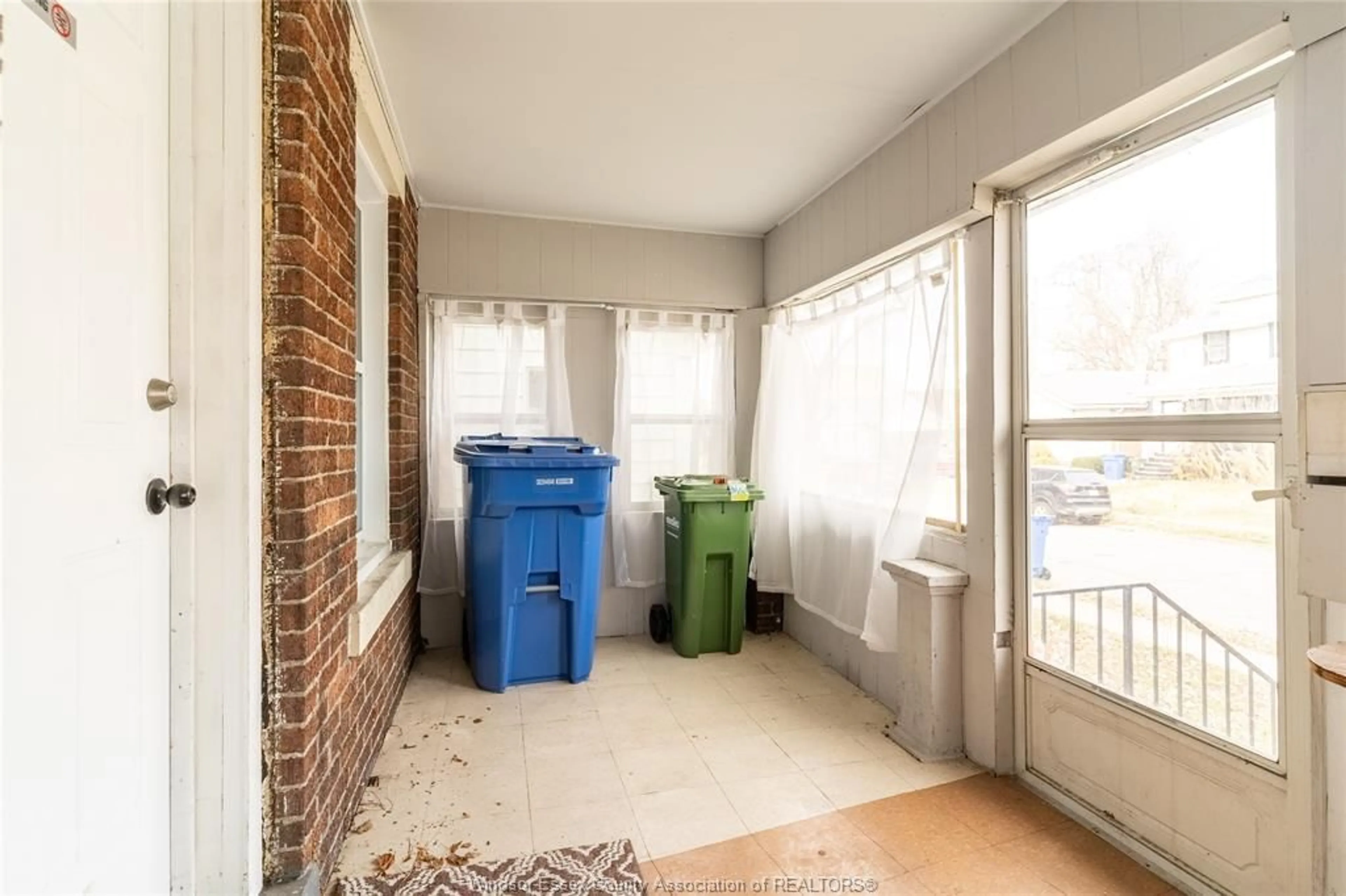 Unknown for 357 Josephine Avenue, Windsor Ontario N9B 2K9