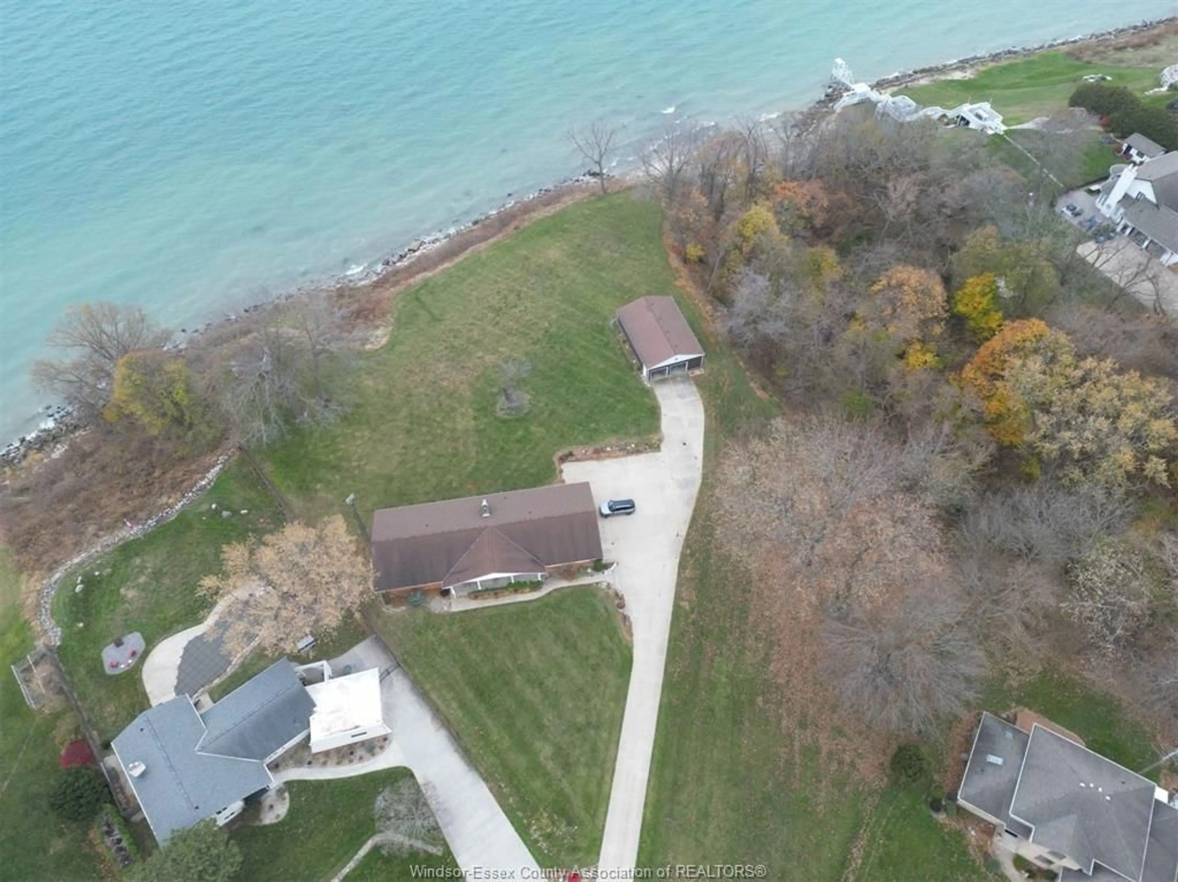 A pic from outside/outdoor area/front of a property/back of a property/a pic from drone, water/lake/river/ocean view for 1239 OXFORD & LOT 13 OXFORD Ave, Kingsville Ontario N9Y 2S8