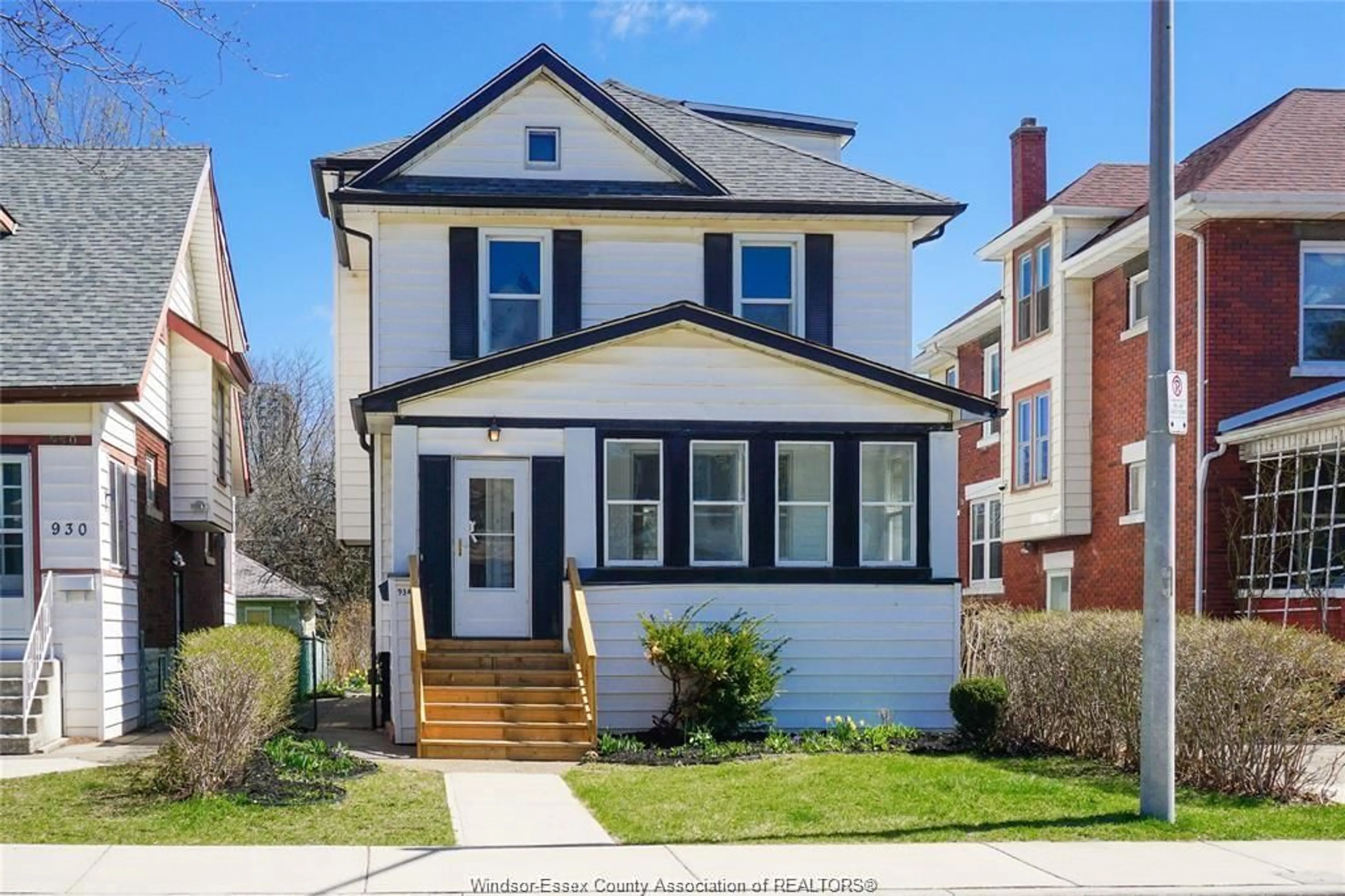 Home with brick exterior material, street for 934 Church St, Windsor Ontario N9A 4T9