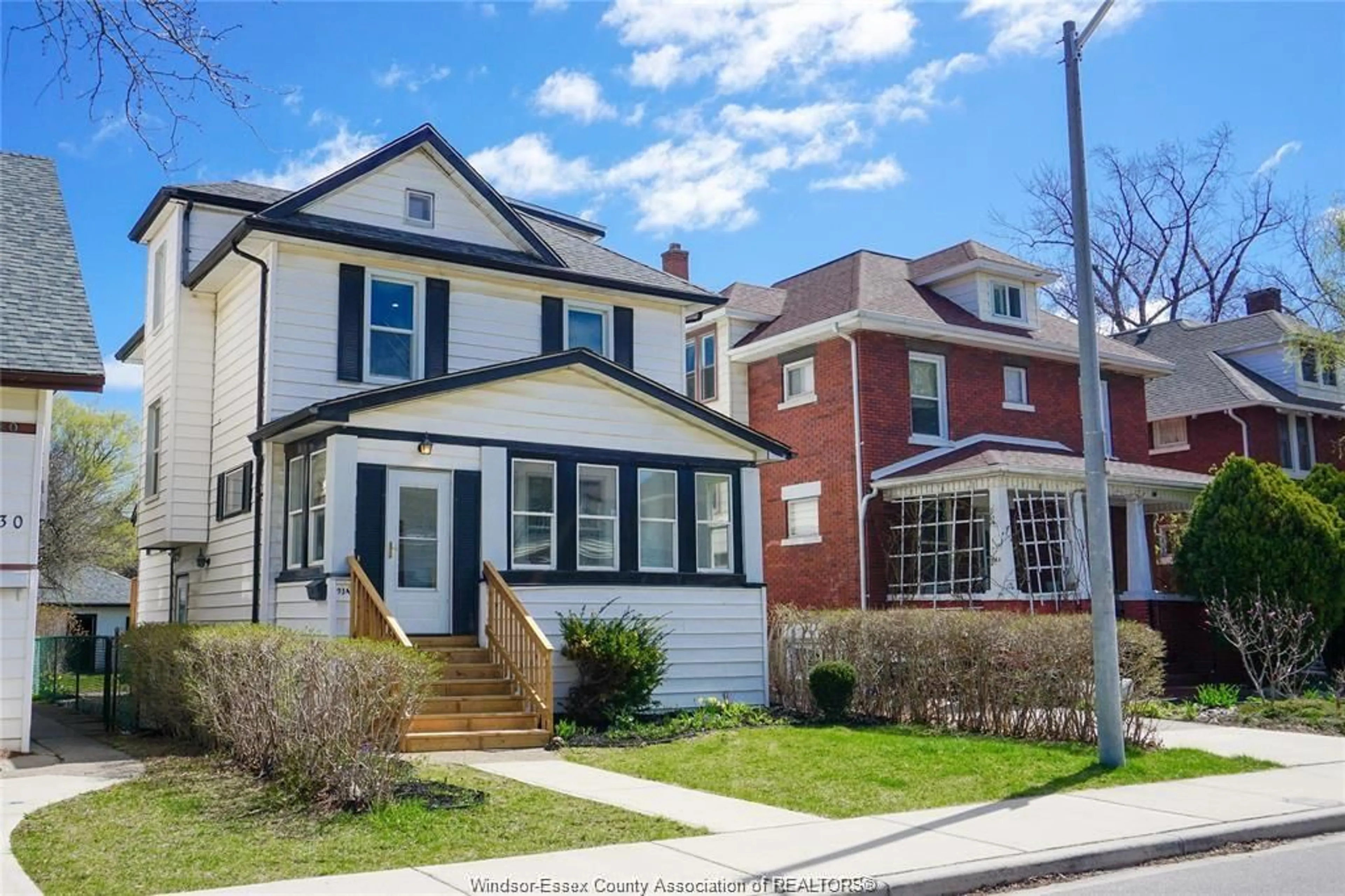 Home with brick exterior material, street for 934 Church St, Windsor Ontario N9A 4T9