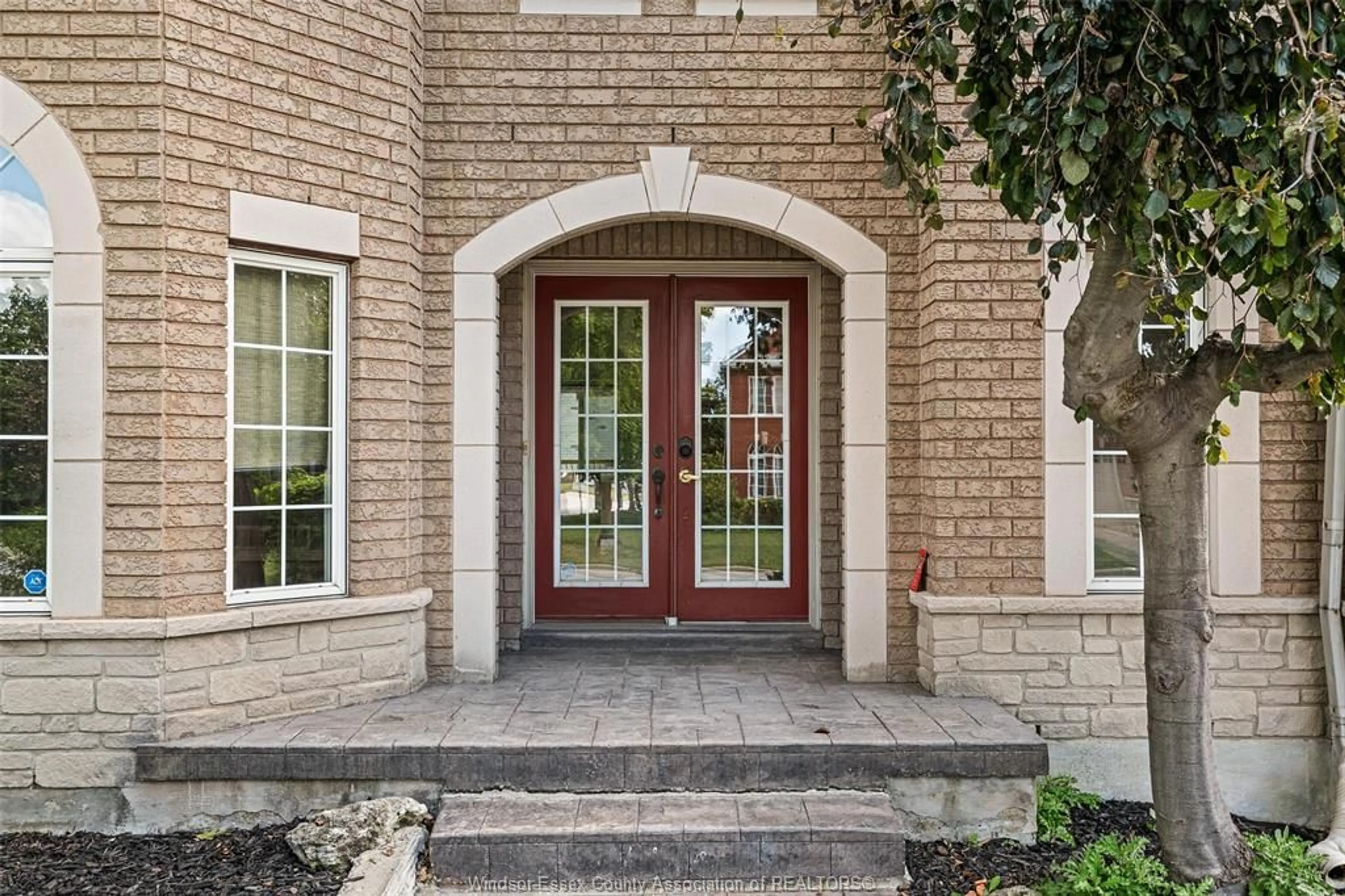 Home with brick exterior material, street for 4700 WEMBLEY, Windsor Ontario N9G 2P8