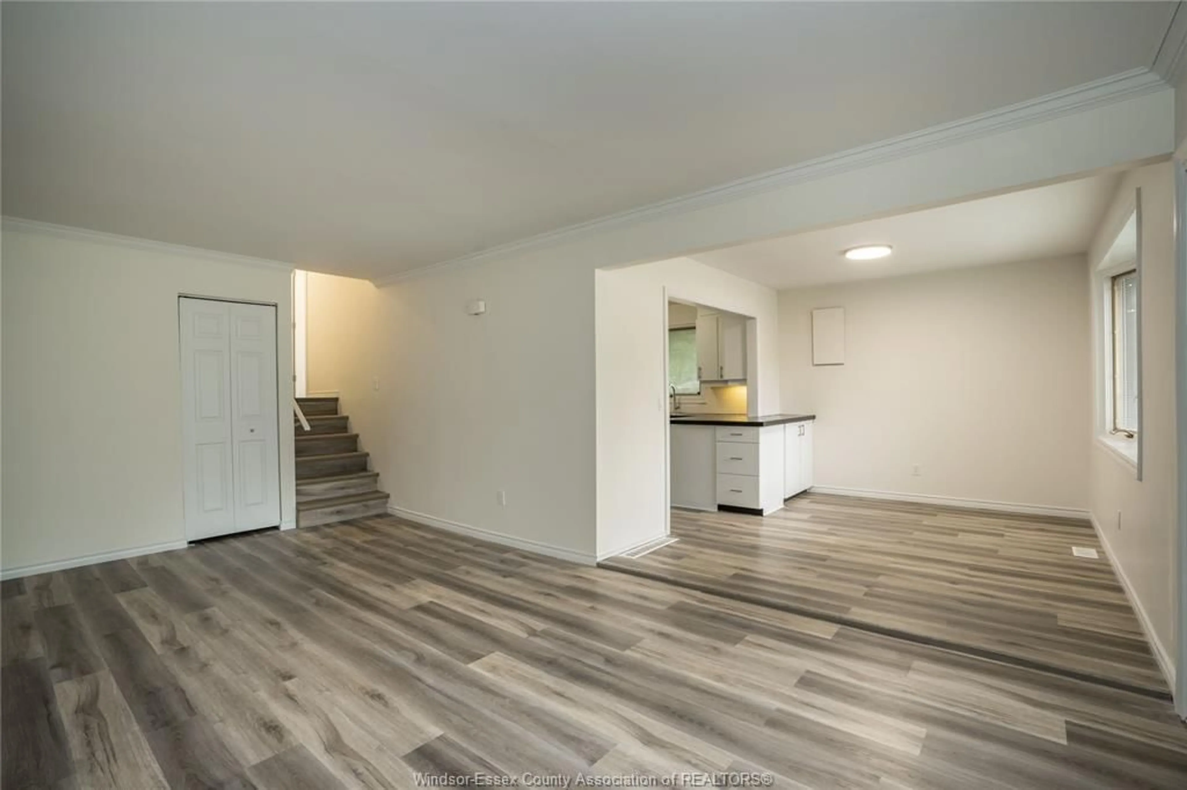 A pic of a room for 554 LESPERANCE Rd, Tecumseh Ontario N8N 1W4