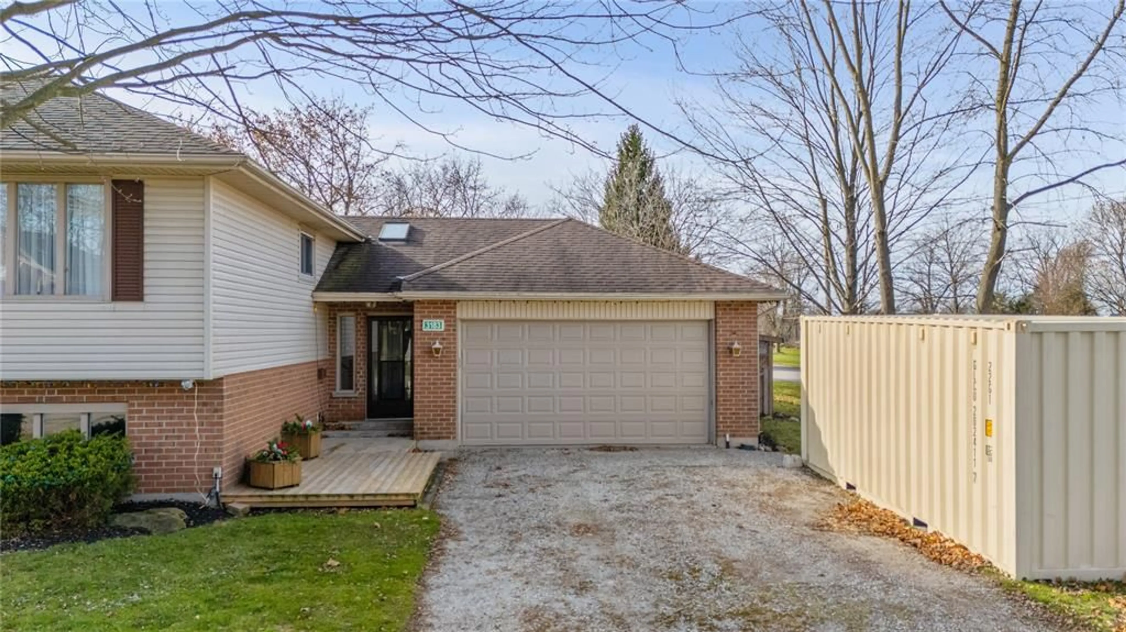 Unknown for 3183 RIVER St, Brooke-Alvinston Ontario N0N 1A0