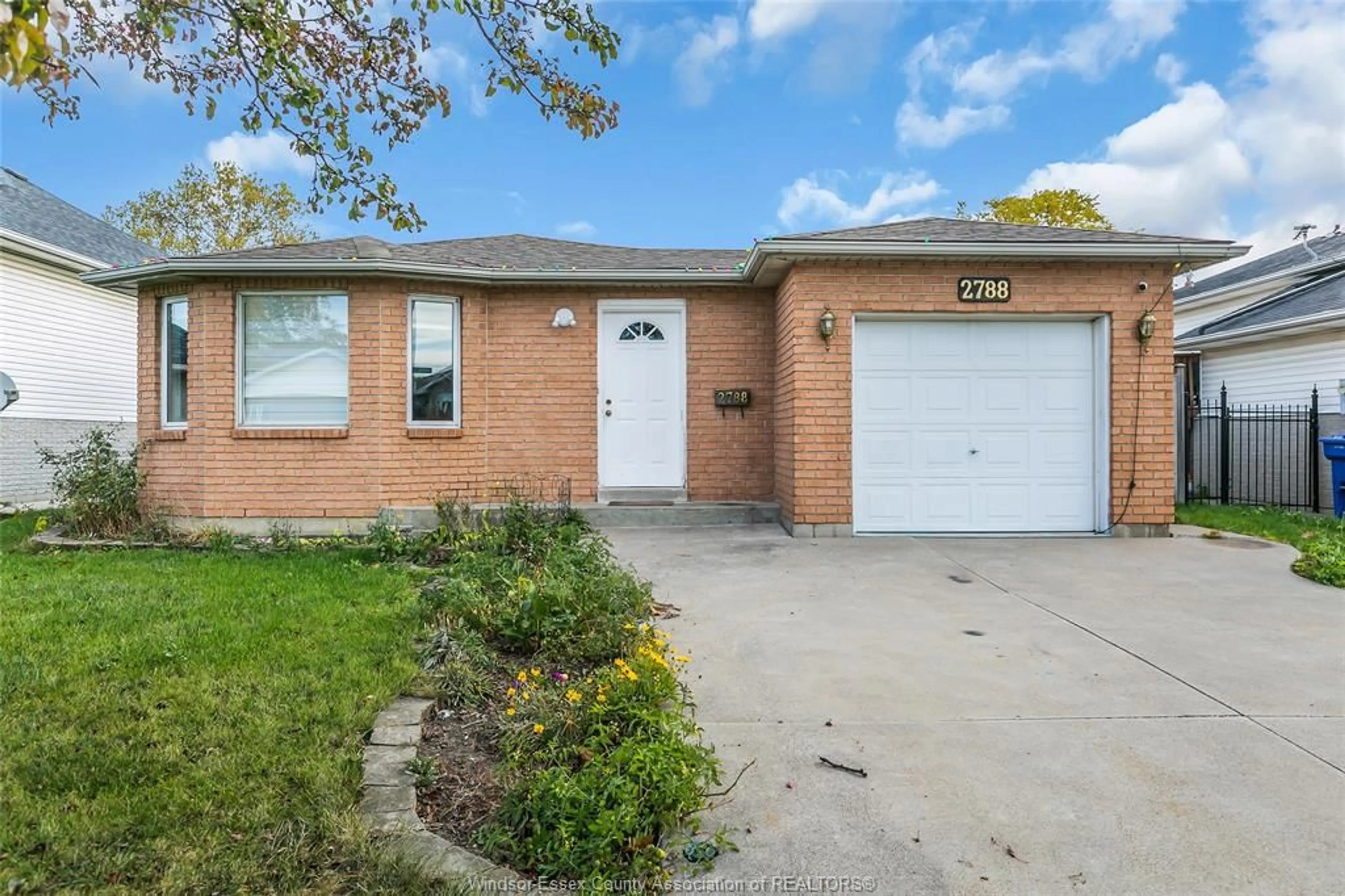 Home with brick exterior material, street for 2788 SOUTHRIDGE, Windsor Ontario N8W 5N3