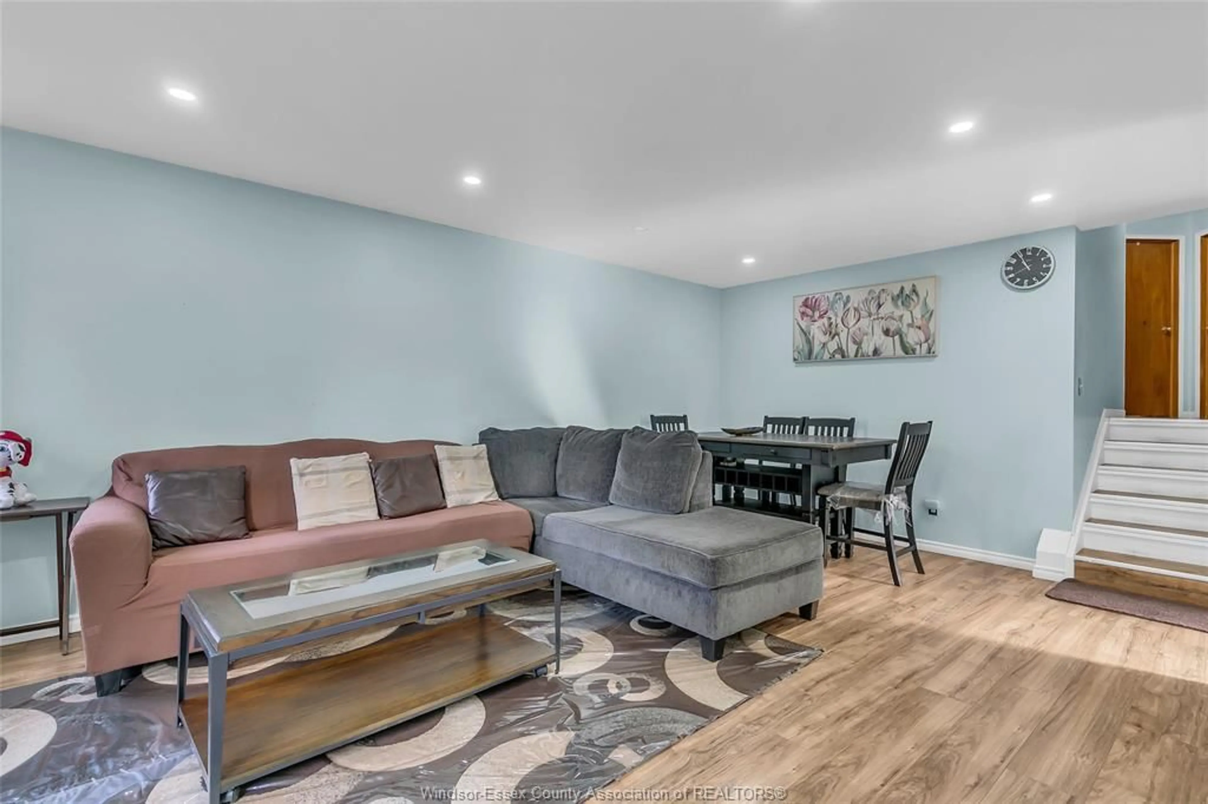 Living room with furniture, unknown for 2788 SOUTHRIDGE, Windsor Ontario N8W 5N3