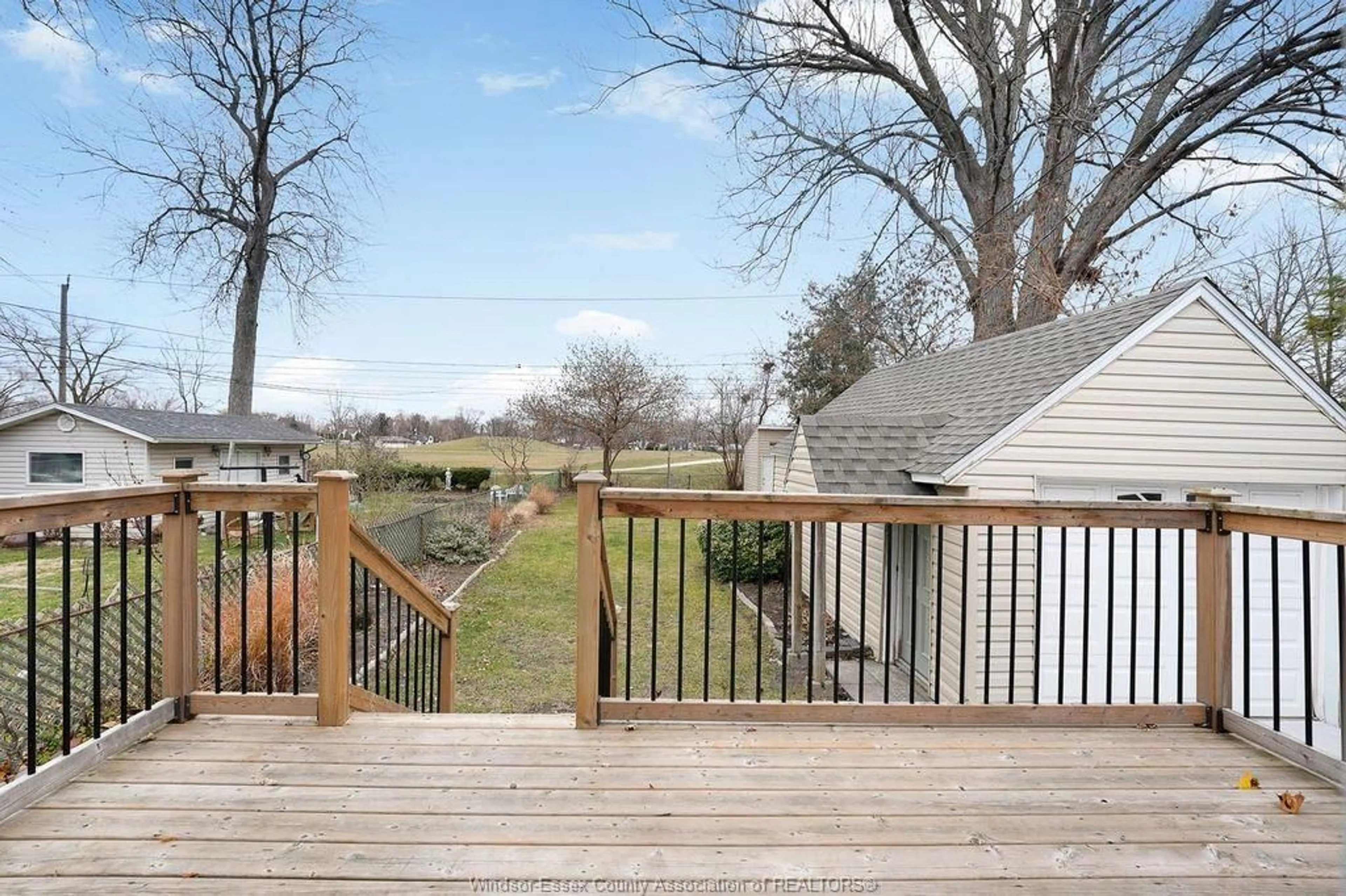 Patio, water/lake/river/ocean view for 954 Jefferson Blvd, Windsor Ontario N8S 2R1