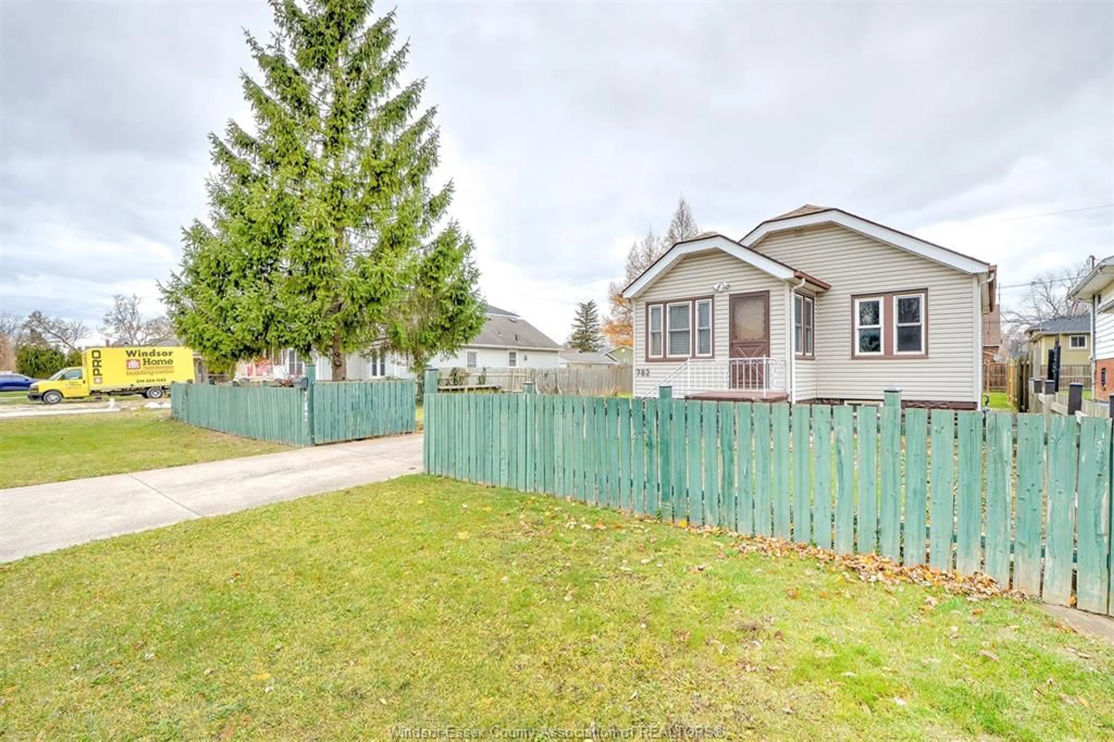 Unknown for 782 CHARLOTTE, Windsor Ontario N8X 3A8