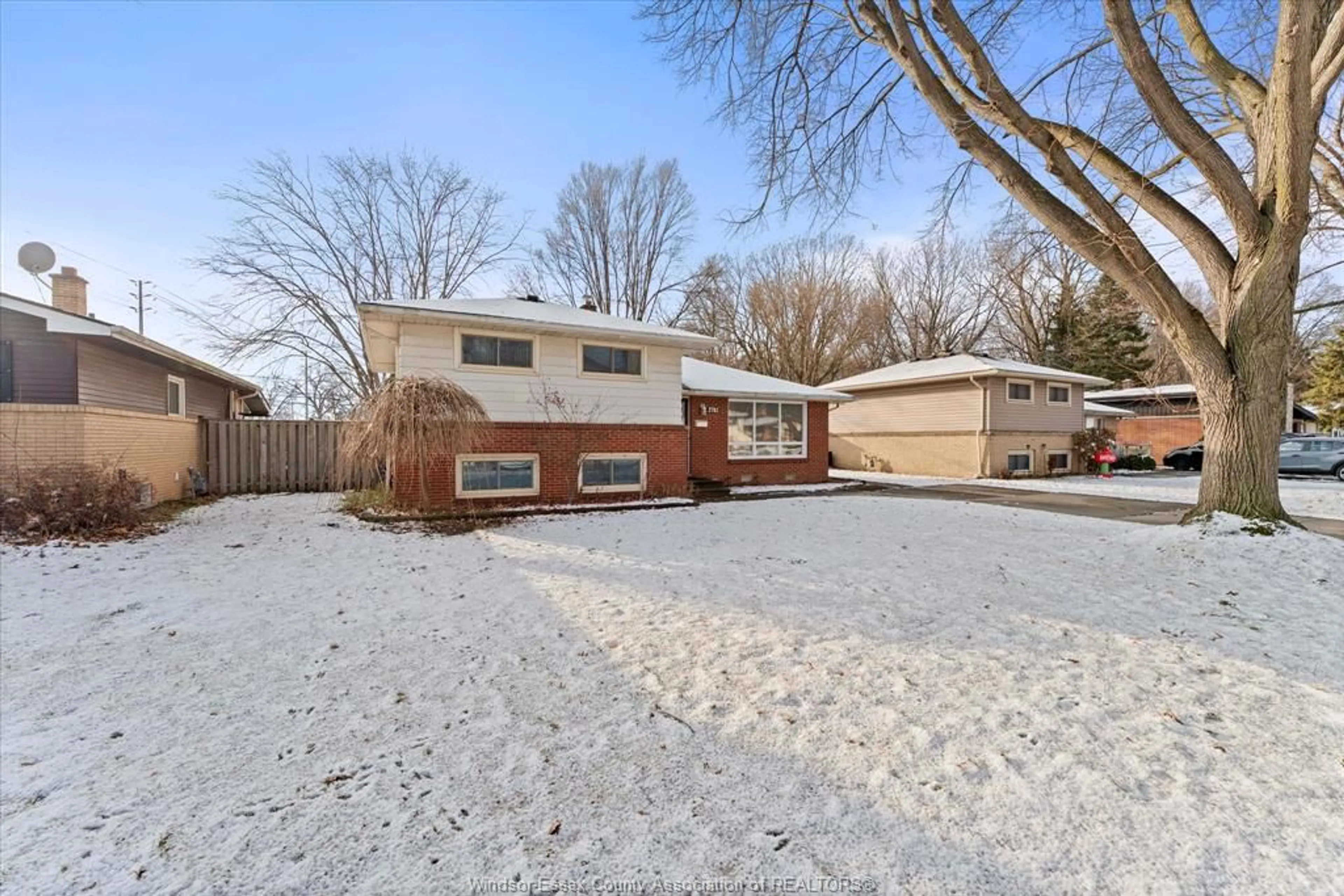 Unknown for 3785 ASKIN Ave, Windsor Ontario N9E 3K1