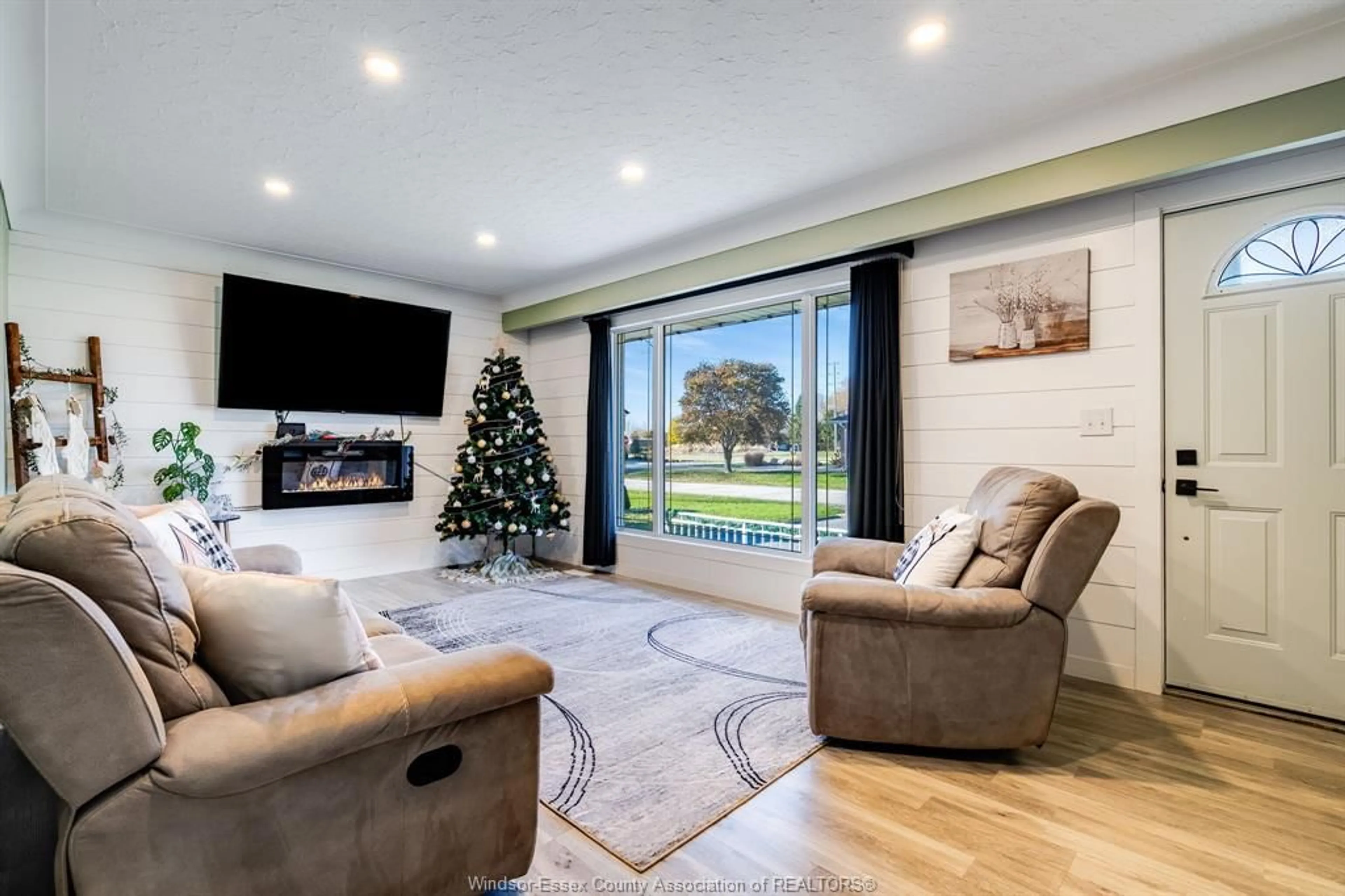 Living room with furniture, unknown for 1826 Mayfair St, Kingsville Ontario N9Y 2M6