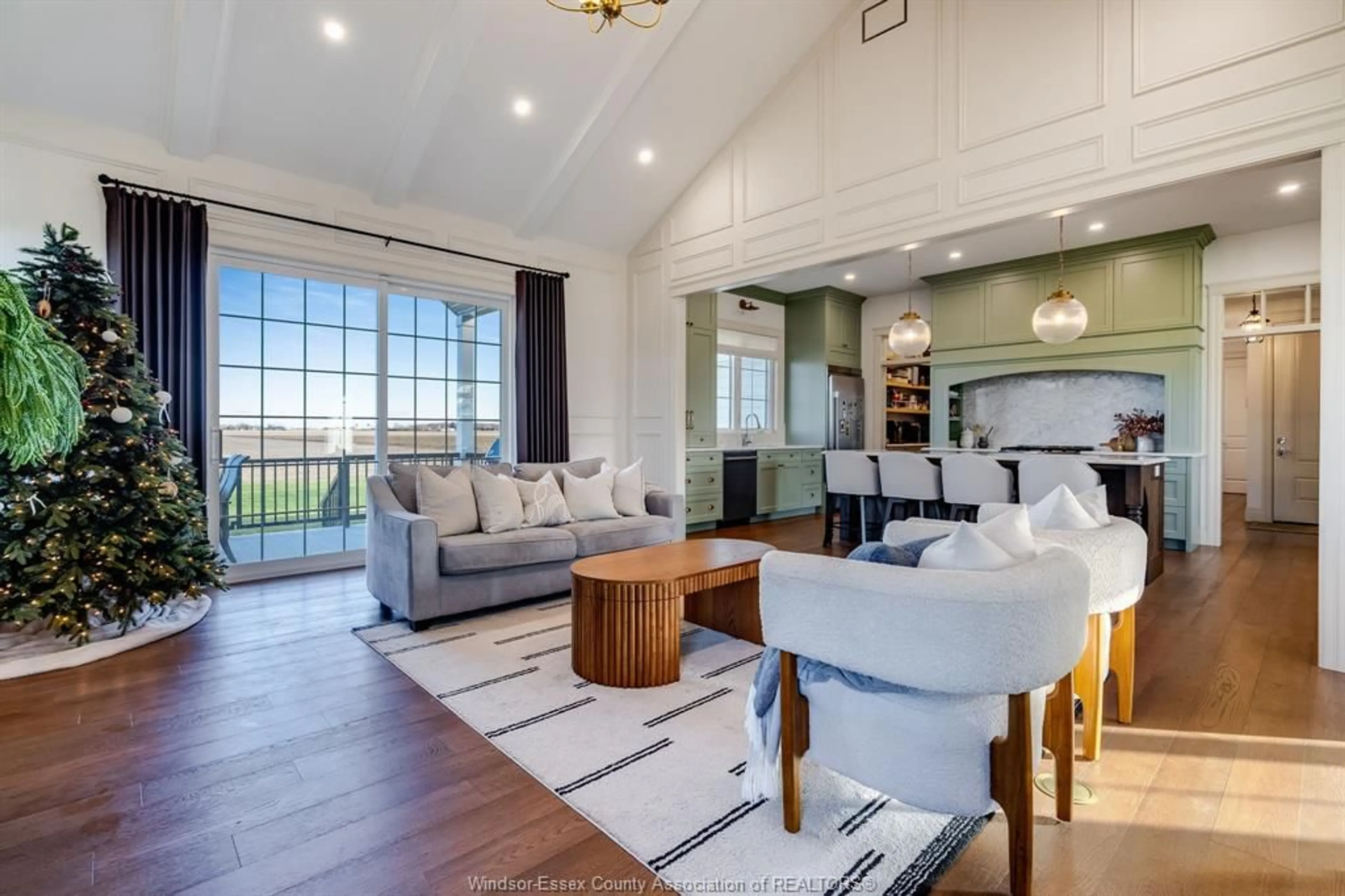 Living room with furniture, unknown for 1190 Road 3, Kingsville Ontario N9Y 2E5