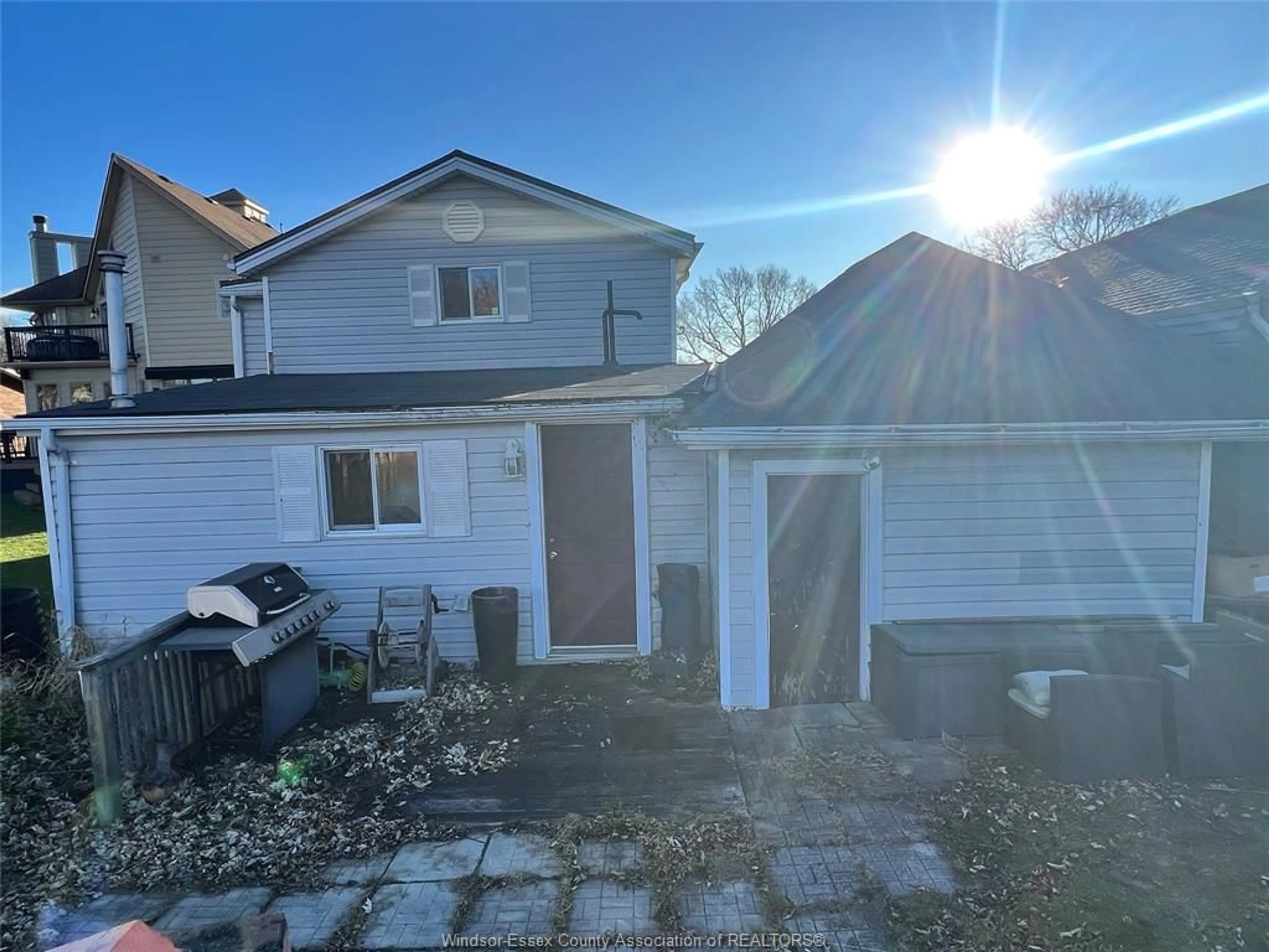 A pic from outside/outdoor area/front of a property/back of a property/a pic from drone, street for 179 EAST PUCE Rd, Lakeshore Ontario N0R 1A0