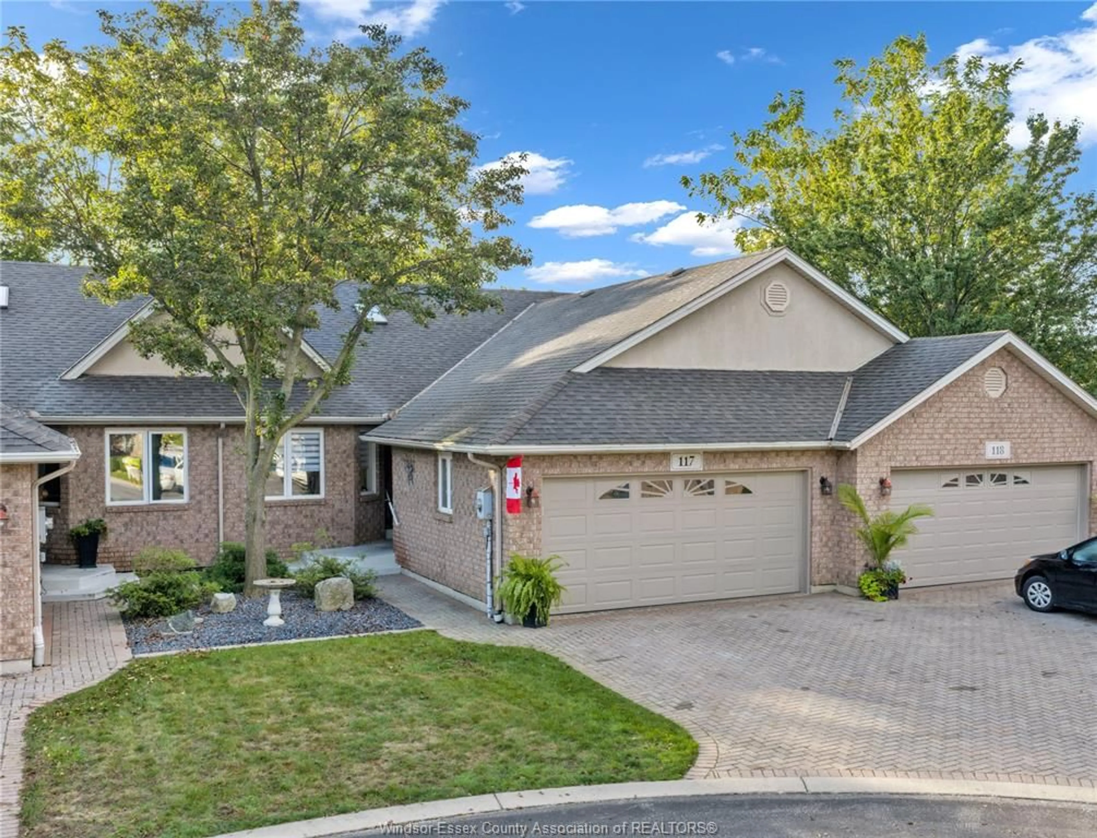 Home with brick exterior material, street for 117 CROSSWINDS #10, Kingsville Ontario N9Y 4B1