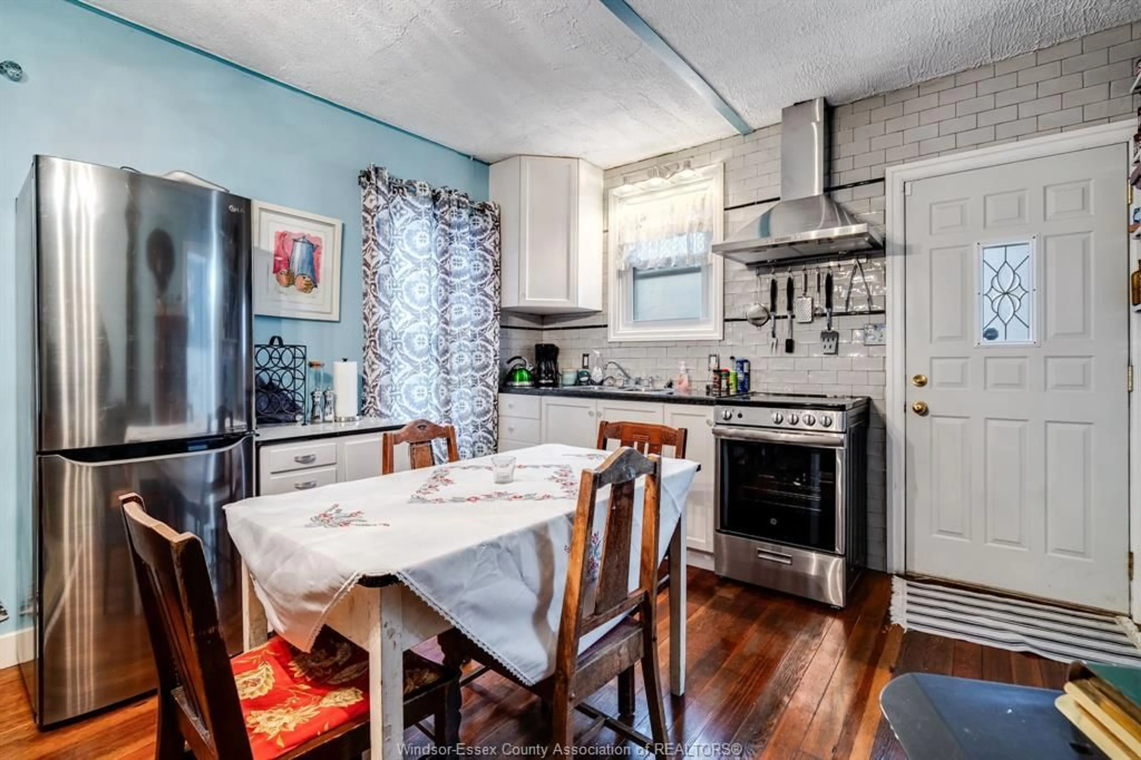 Unknown for 42 Pulley Rd, Leamington Ontario N0P 2P0