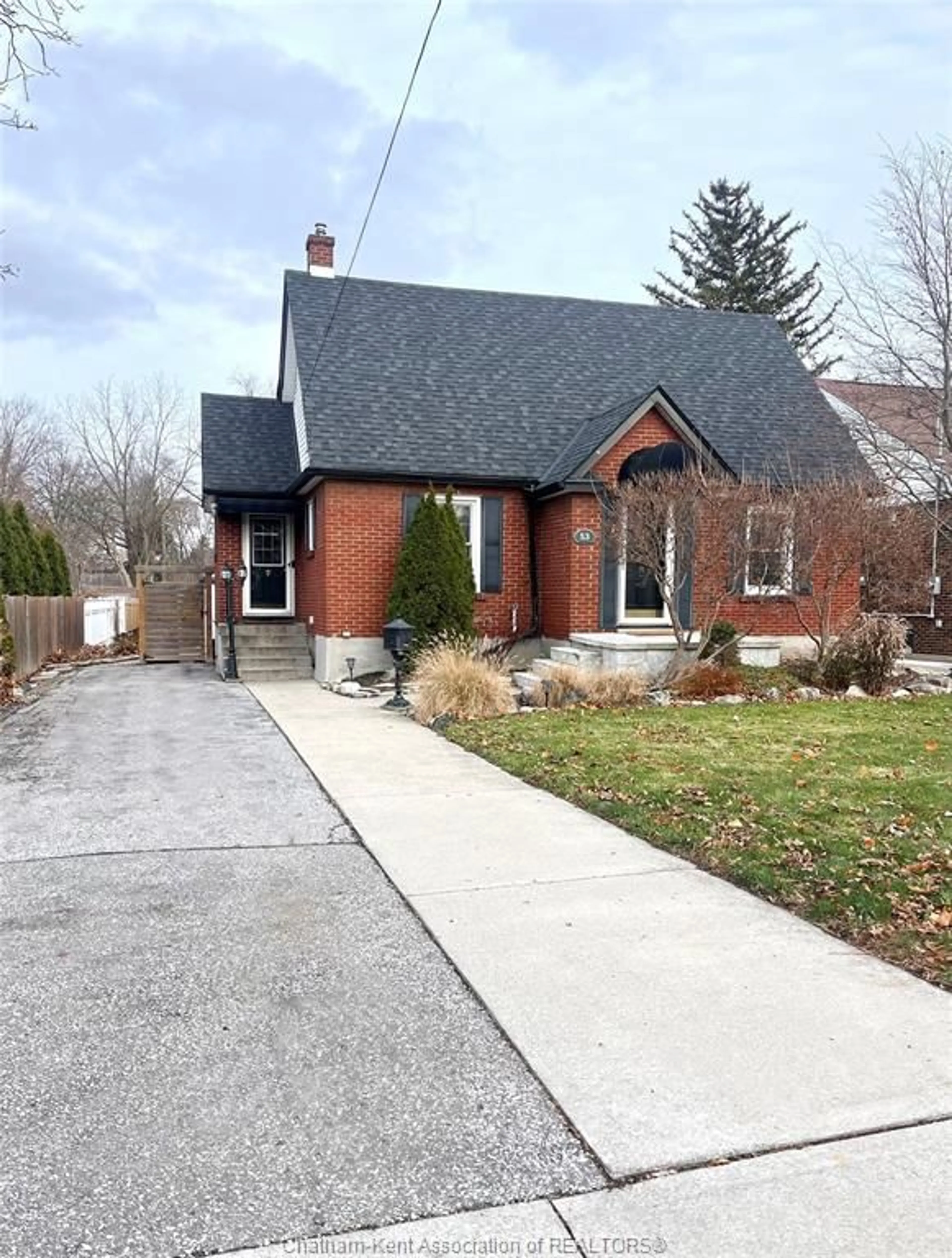 Home with brick exterior material, street for 53 PHYLLIS Ave, Chatham Ontario N7M 3C3