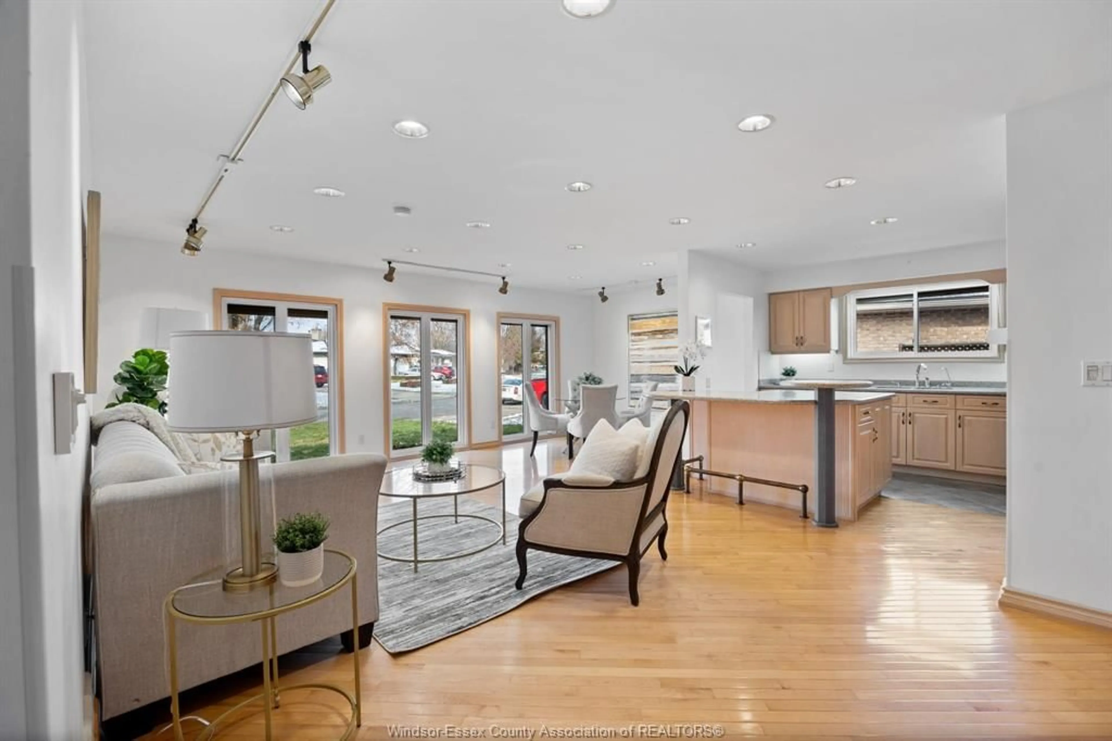 Open concept kitchen, unknown for 9431 ASHLAND Dr, Windsor Ontario N8R 1V3