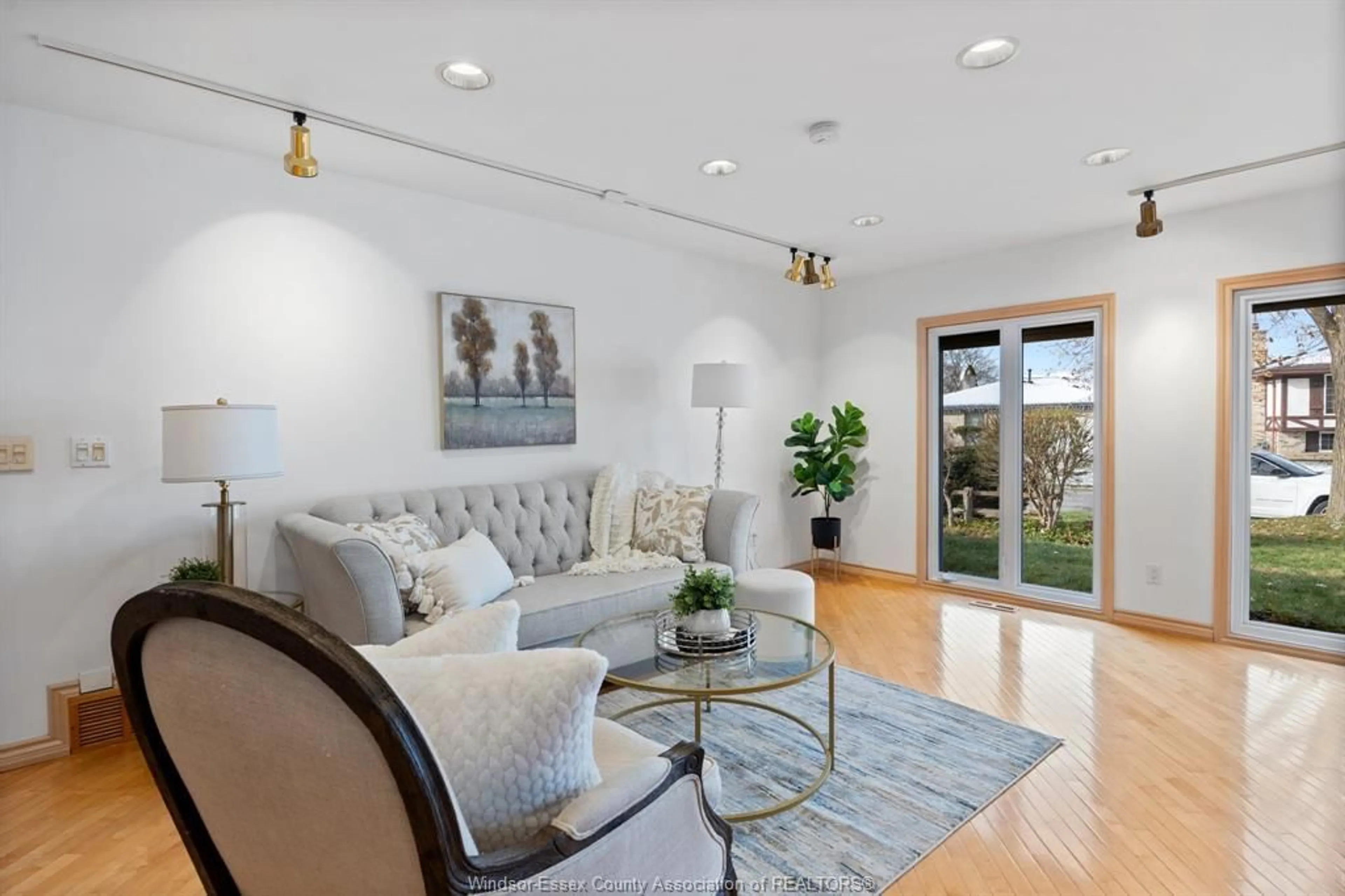 Living room with furniture, unknown for 9431 ASHLAND Dr, Windsor Ontario N8R 1V3