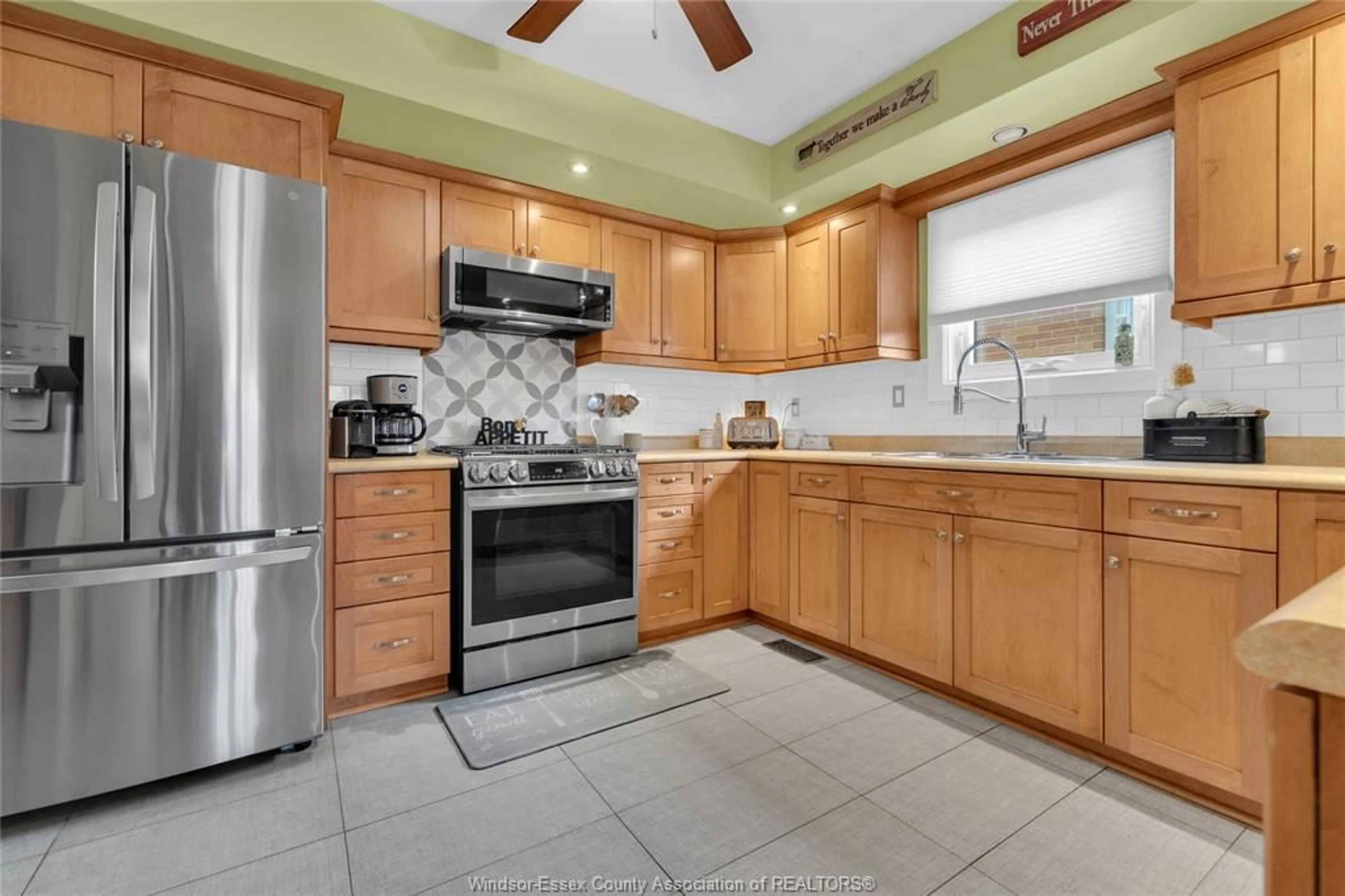 Standard kitchen, ceramic/tile floor for 217 TROTTIER, Belle River Ontario N0R 1A0