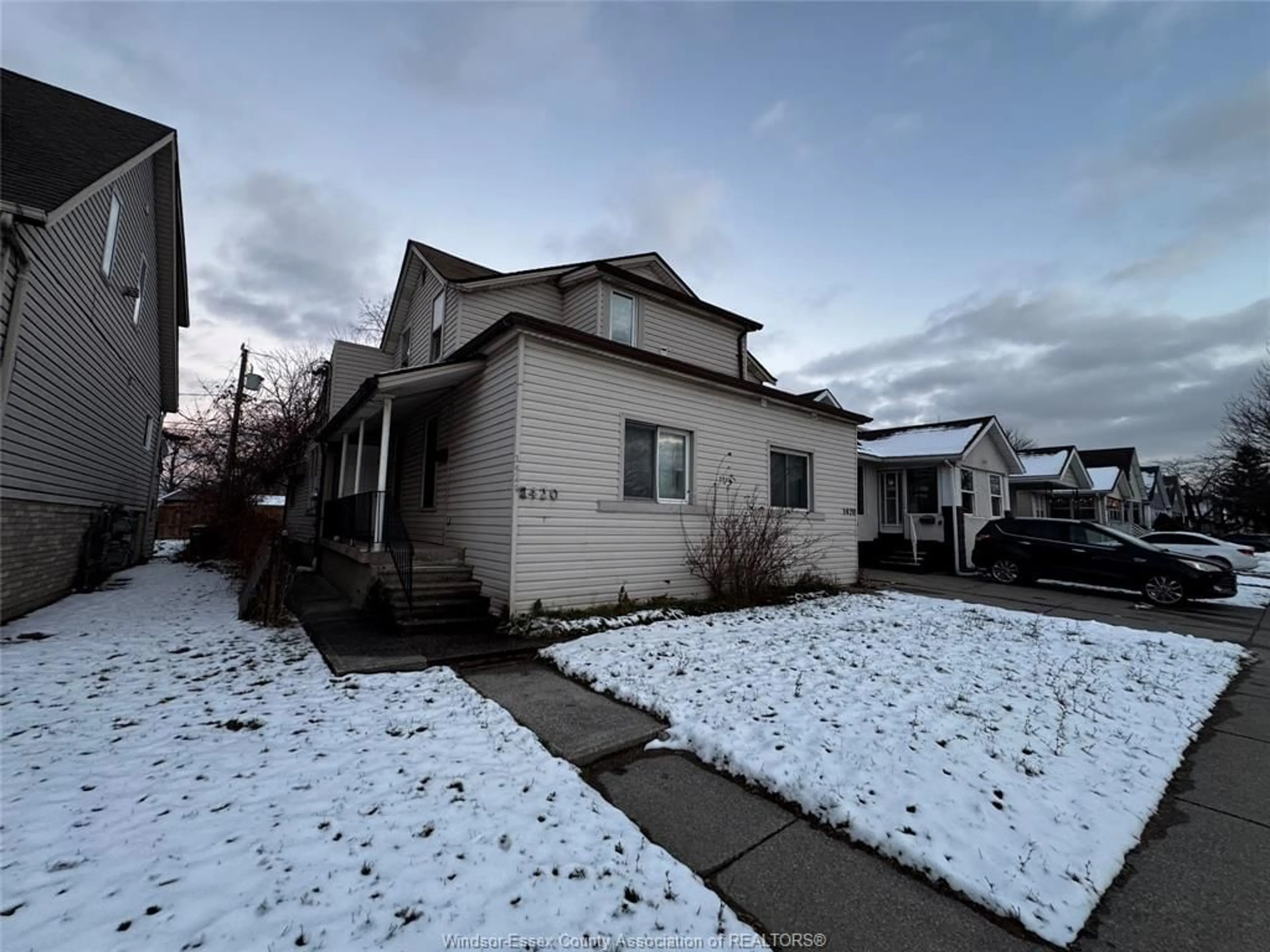 Unknown for 1420 HOWARD Ave, Windsor Ontario N8X 3T3