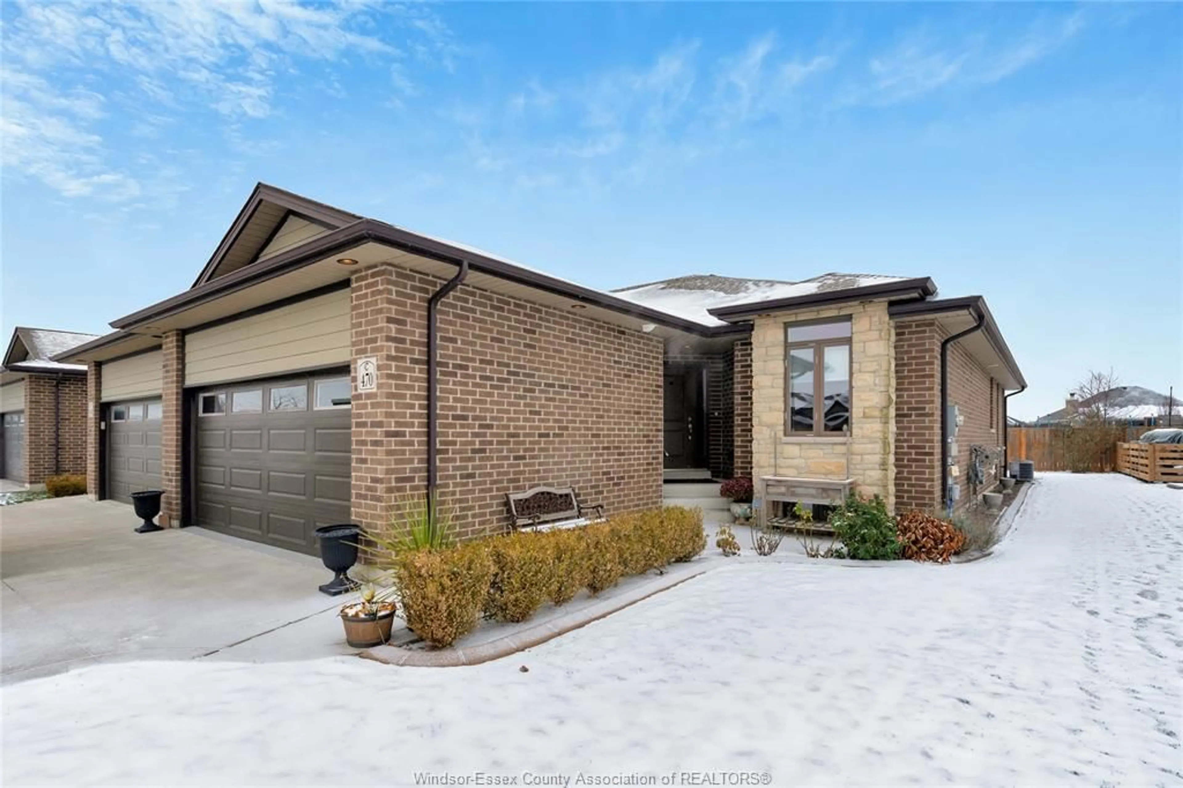 Home with brick exterior material, street for 470 OLD COLONY Trail, Amherstburg Ontario N9V 0A3