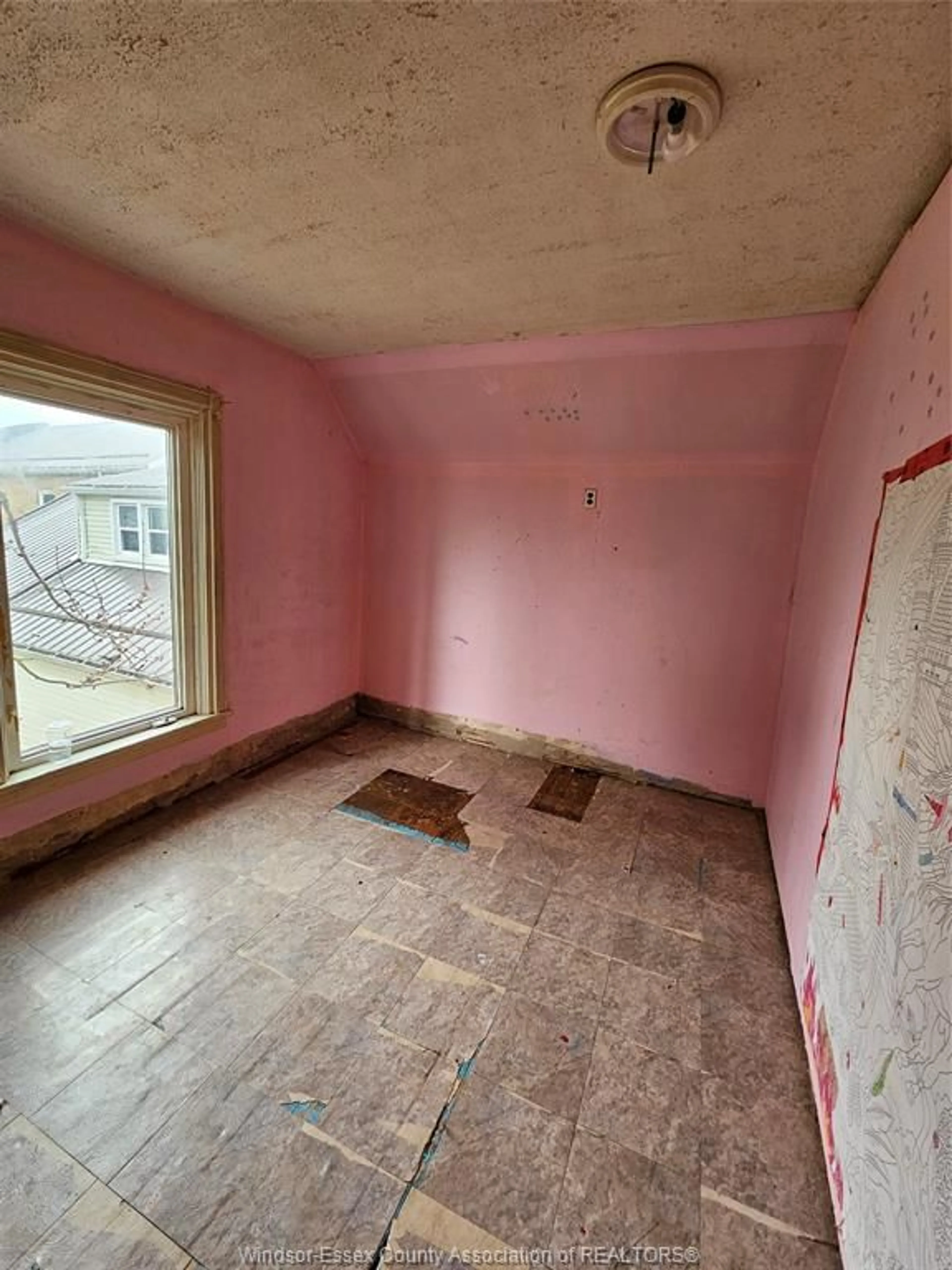 A pic of a room for 119 CHESTNUT St, Bothwell Ontario N0P 1C0