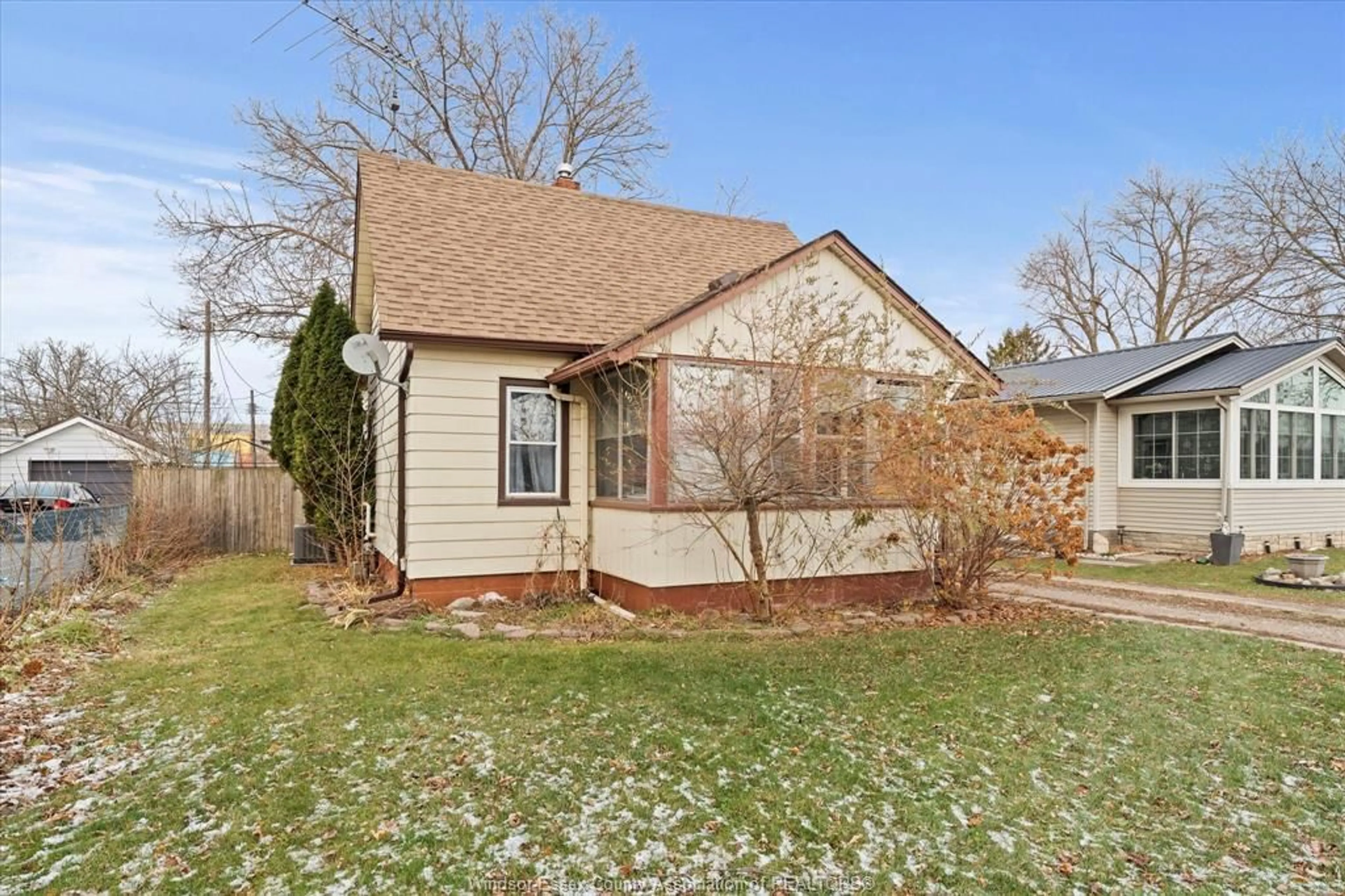 Unknown for 226 MUNGER, Harrow Ontario N0R 1G0