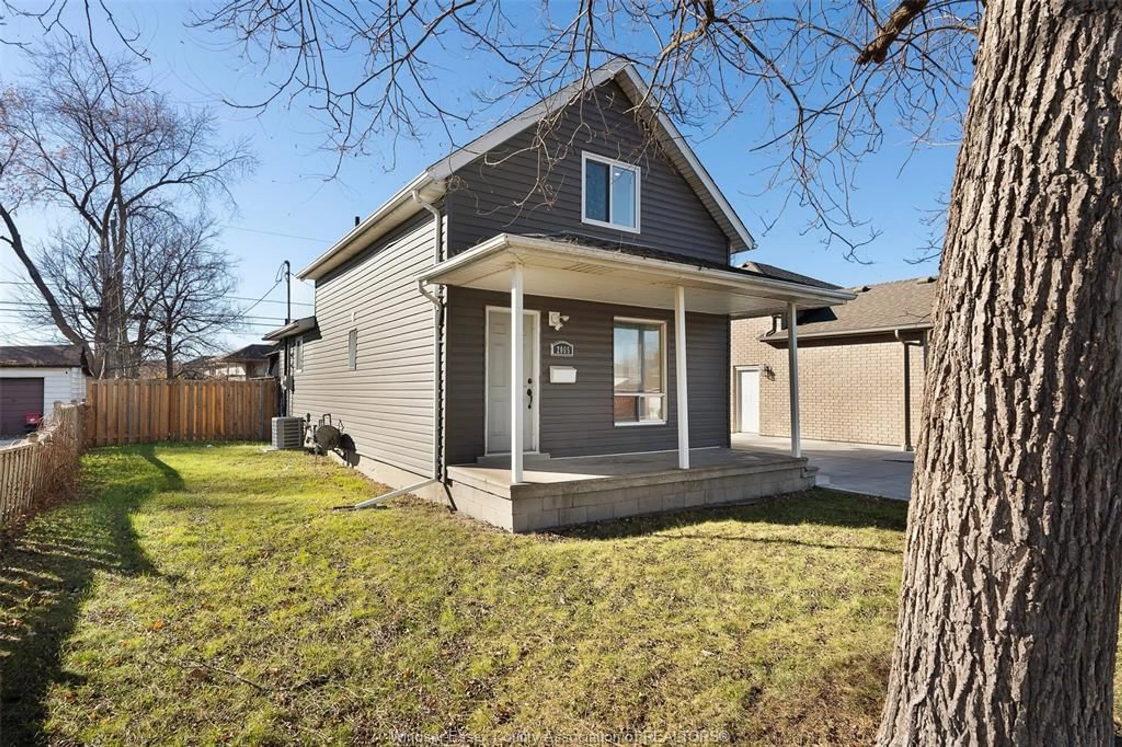 Home with brick exterior material, street for 2065 DOMINION Blvd, Windsor Ontario N9B 3H8