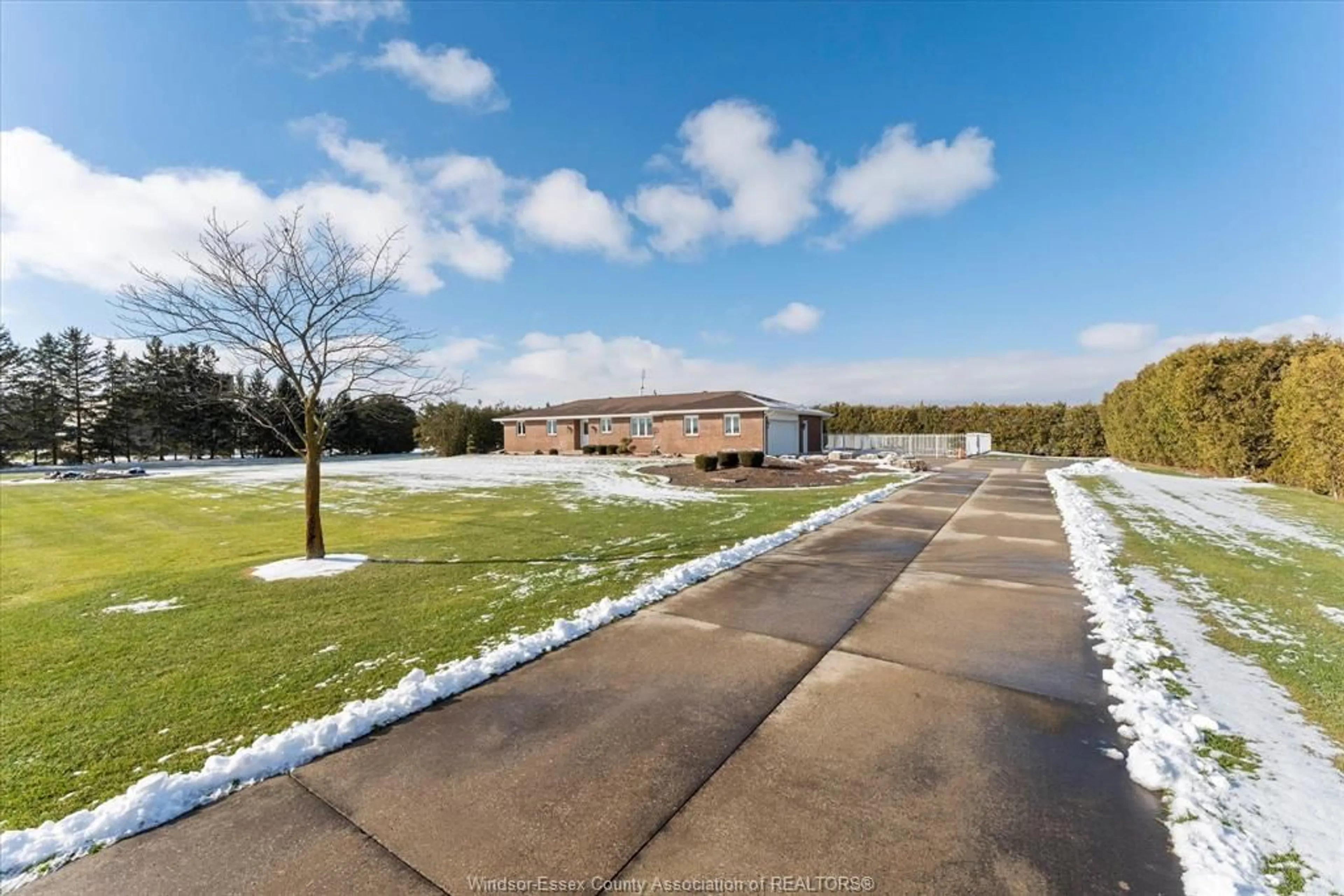 A pic from outside/outdoor area/front of a property/back of a property/a pic from drone, unknown for 2055 ELLIS Sideroad, Lakeshore Ontario N0R 1K0