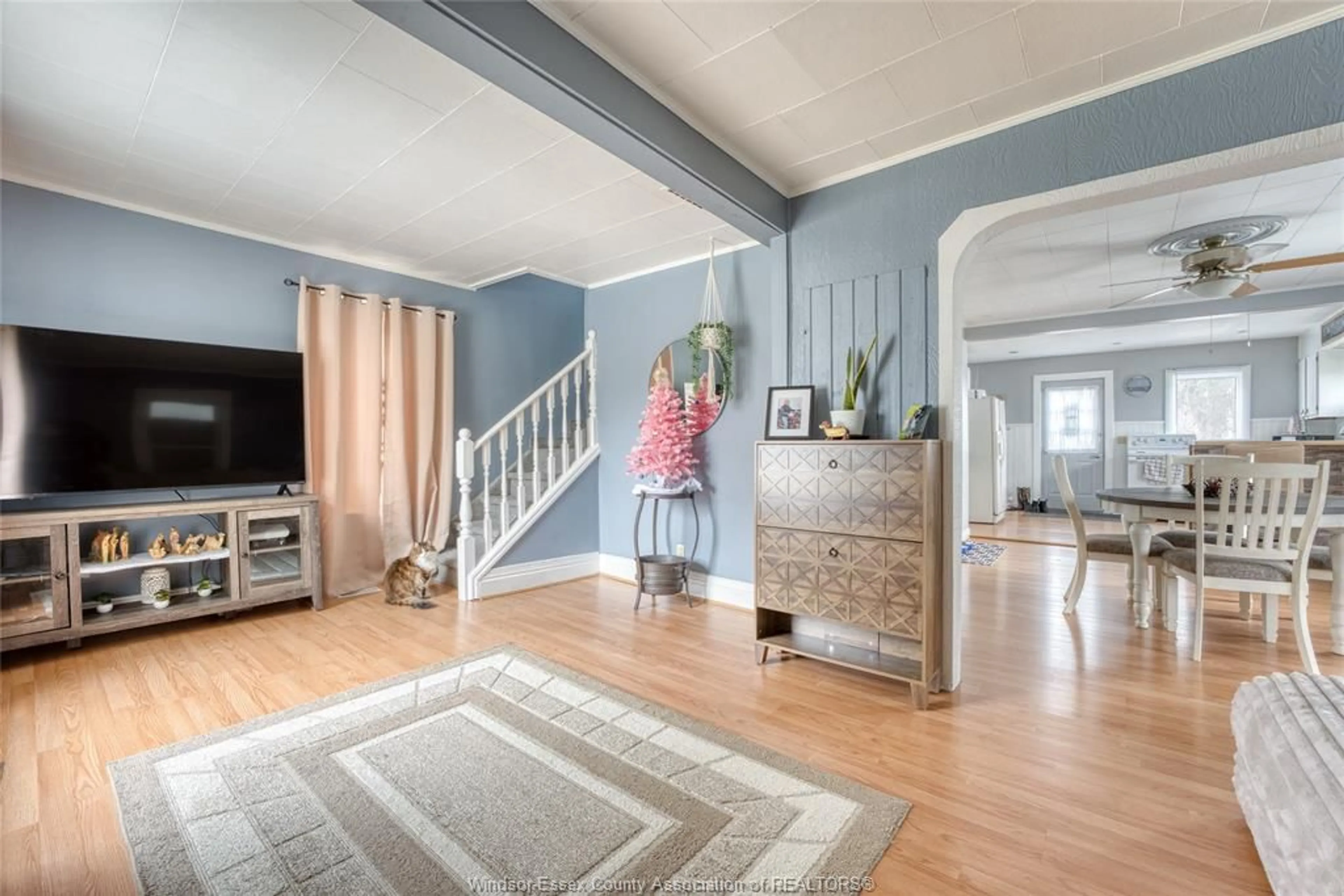 Indoor entryway for 21 MABLE St, Tilbury Ontario N0P 2L0