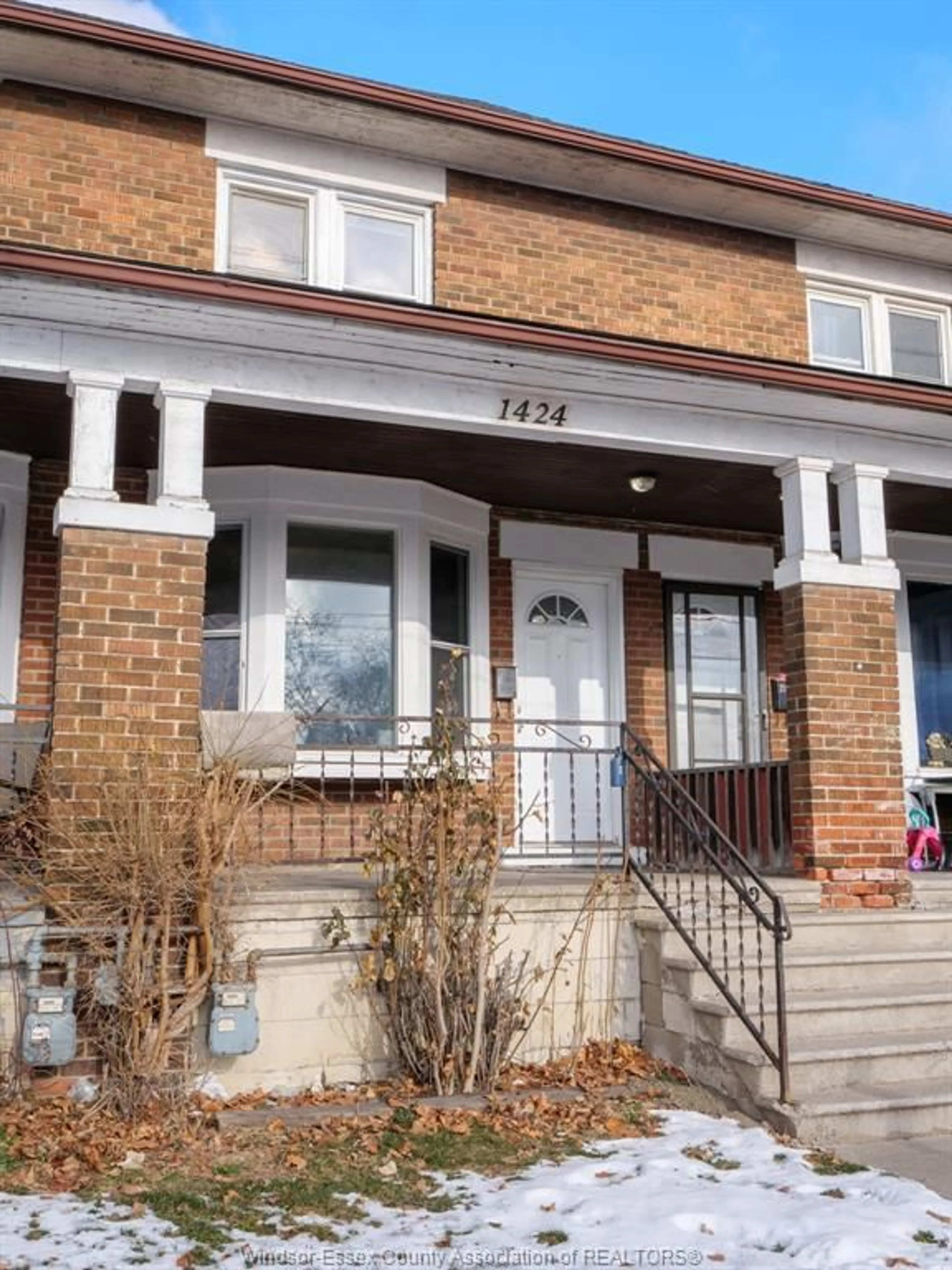 Home with brick exterior material, street for 1424 WYANDOTTE St, Windsor Ontario N9B 1H4