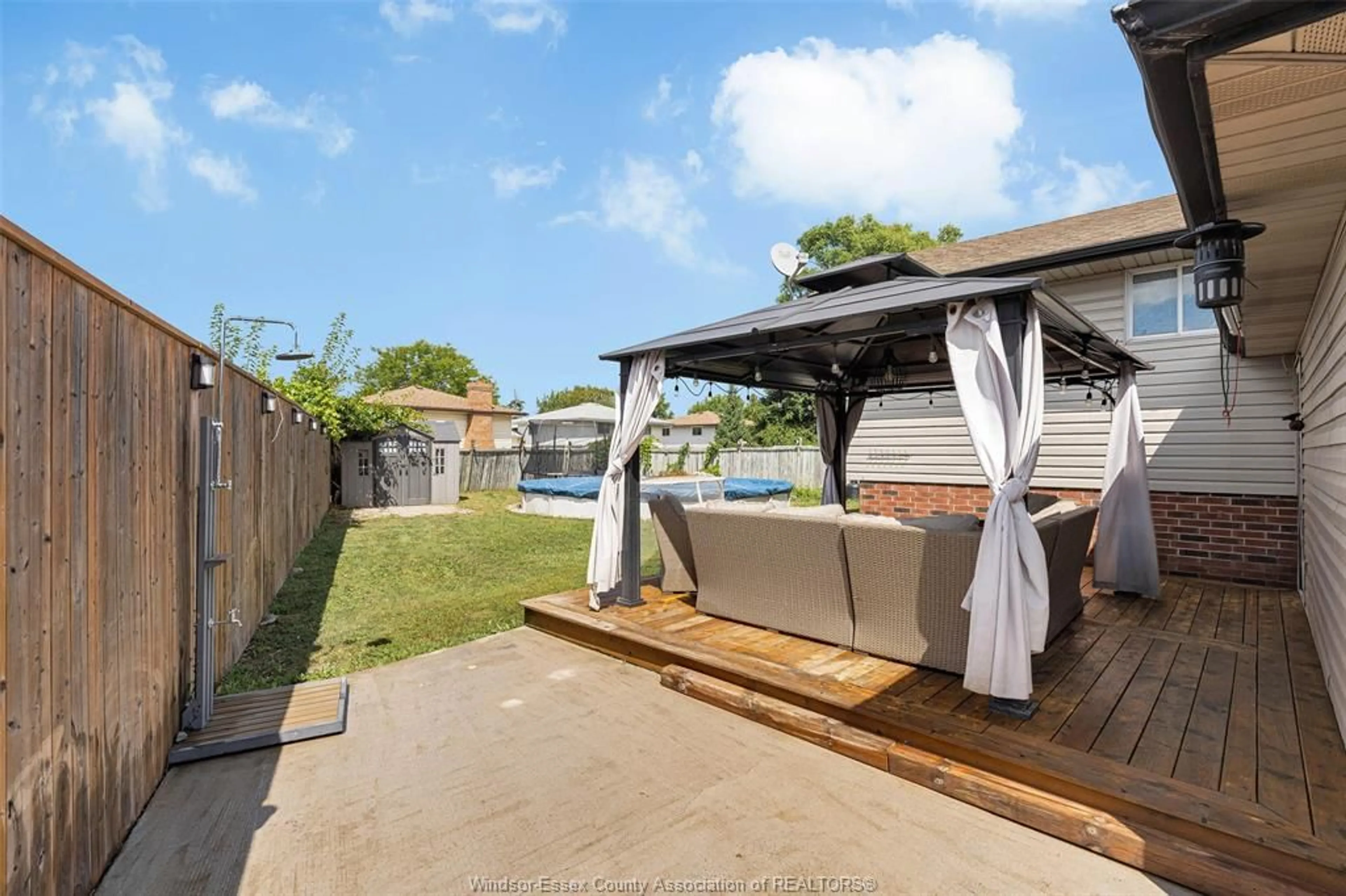 Patio, water/lake/river/ocean view for 1320 HANSEN, Windsor Ontario N8W 5M8