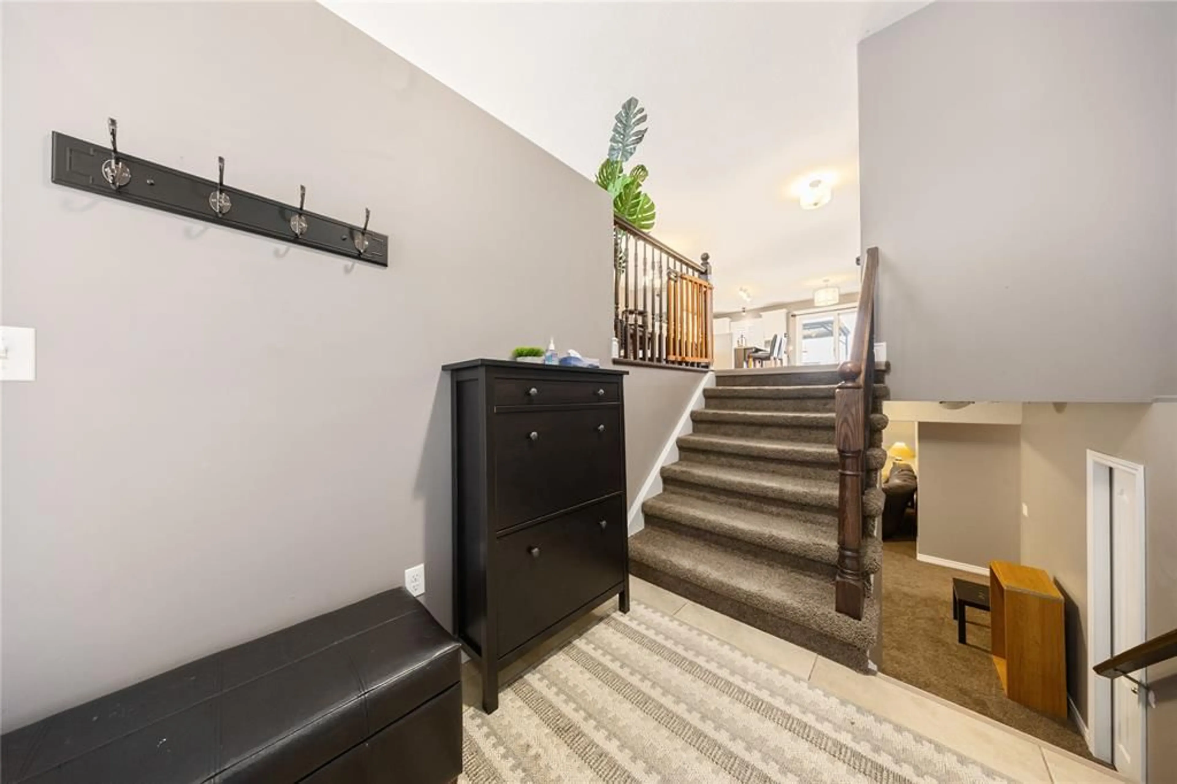 Unknown for 4015 ROSEMOUNT Dr, Petrolia Ontario N0N 1R0