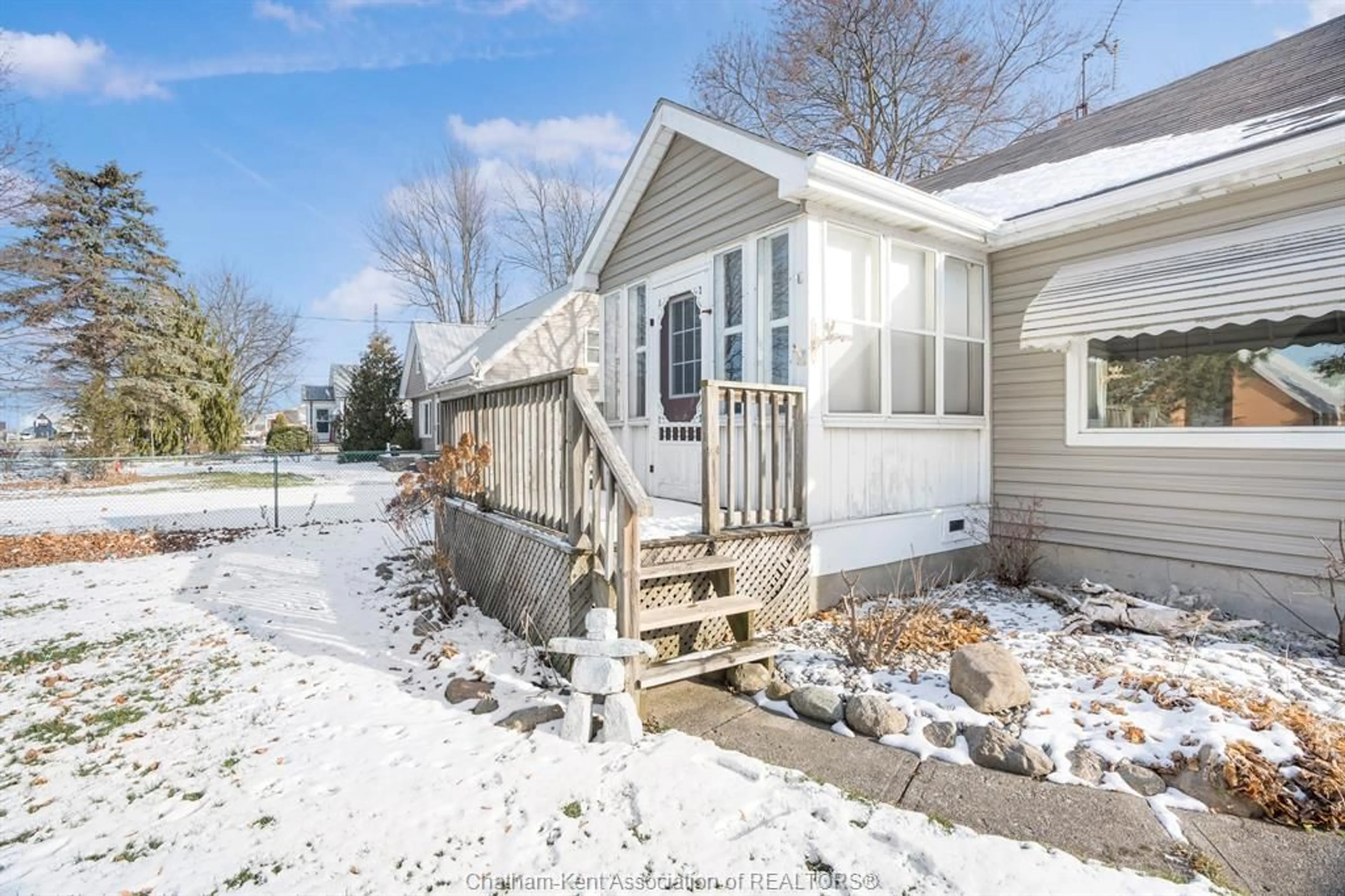 Unknown for 8554 Middle Line, Merlin Ontario N0P 1G0