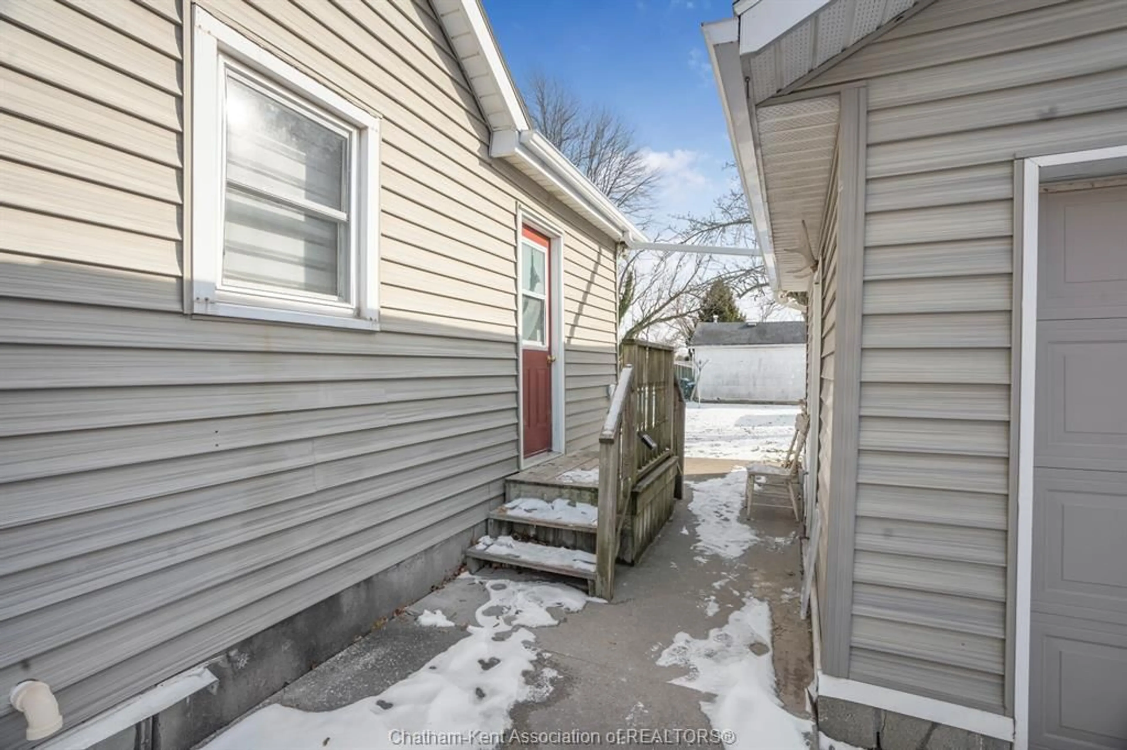 Unknown for 8554 Middle Line, Merlin Ontario N0P 1G0