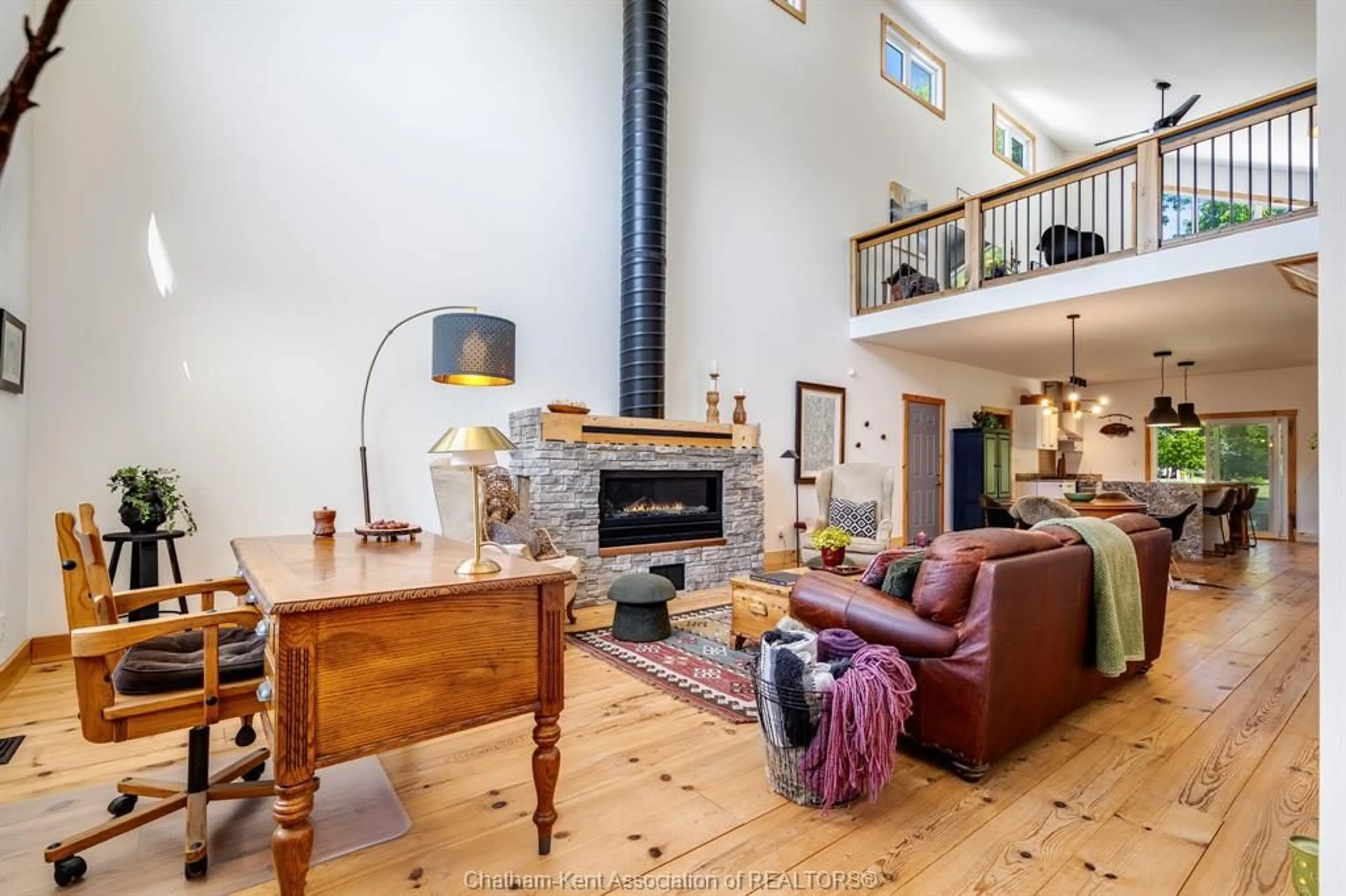 Living room with furniture, unknown for 11 Victoria St, Shrewsbury Ontario N0P 1A0