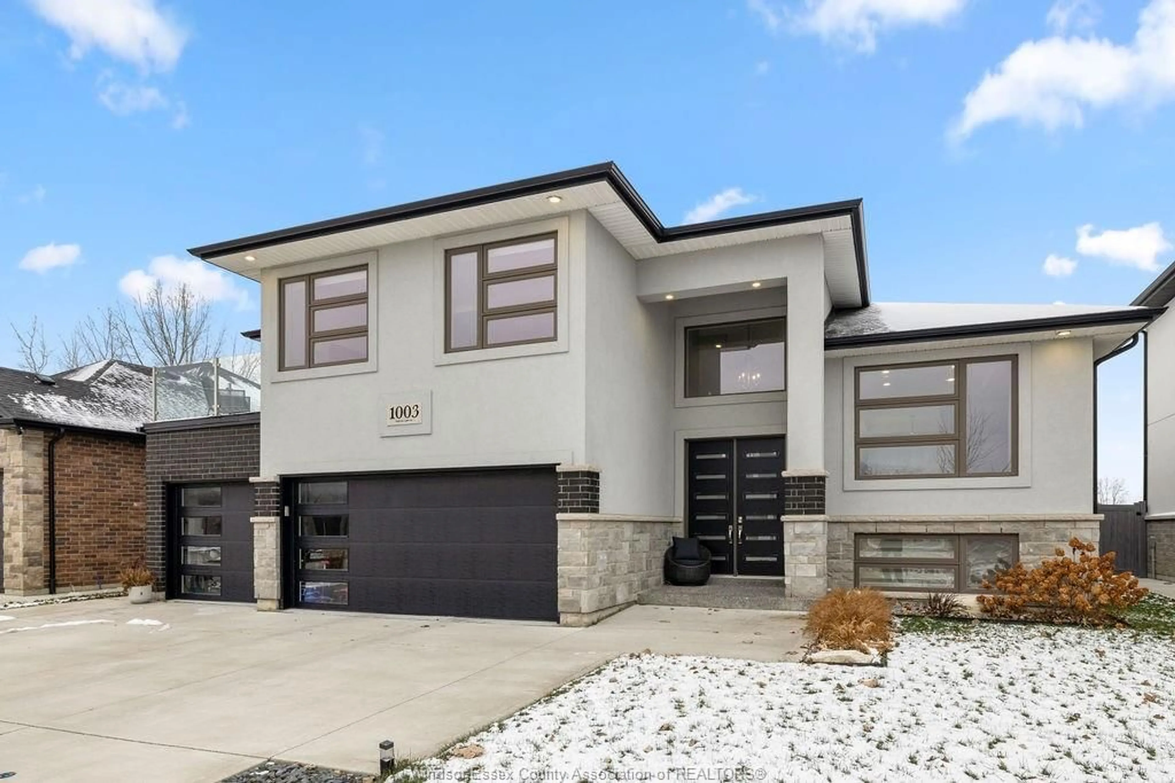 Home with brick exterior material, street for 1003 CHATEAU Ave, Windsor Ontario N8P 0E6