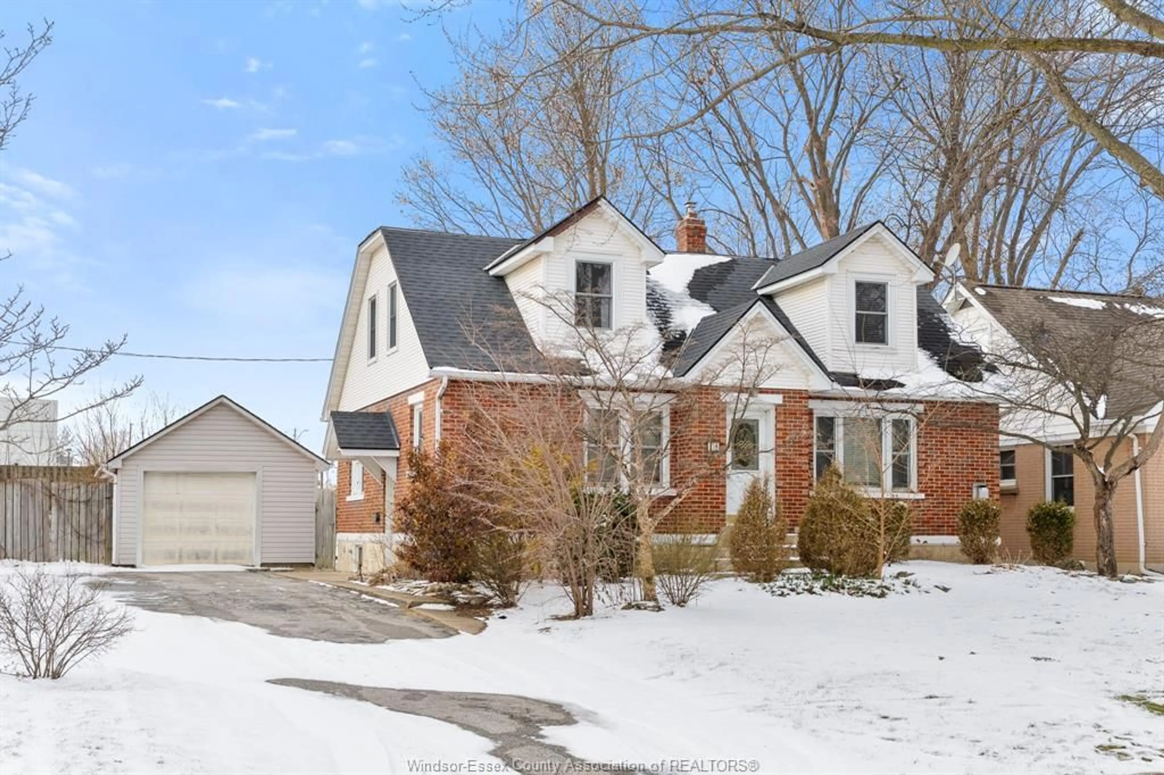 Home with brick exterior material, street for 14 NOBLE St, Leamington Ontario N8H 3S6