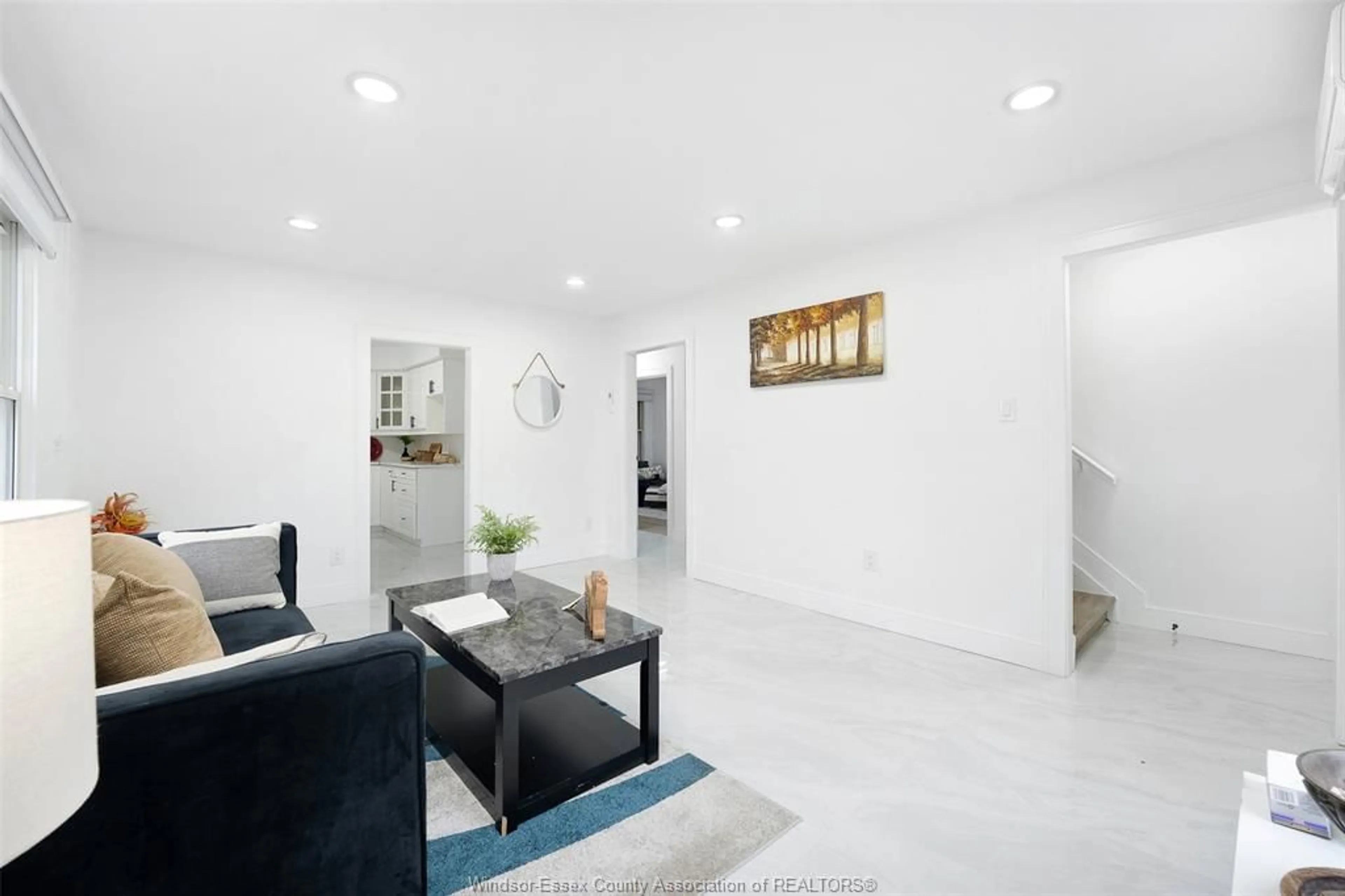 Unknown for 2157 WELLESLEY AVE, Windsor Ontario N8W 2E8