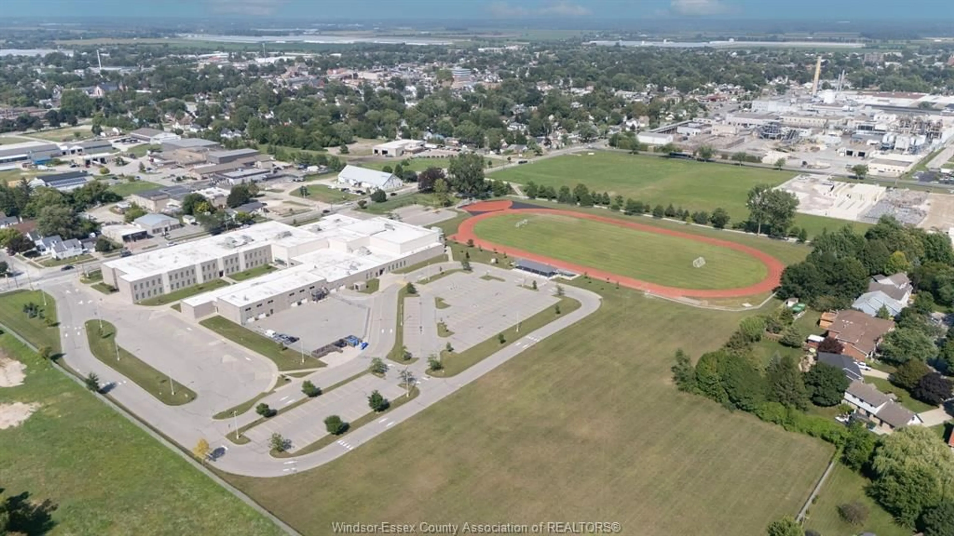 A pic from outside/outdoor area/front of a property/back of a property/a pic from drone, mountain view for 28 CARTER Ave, Leamington Ontario N8H 5E1