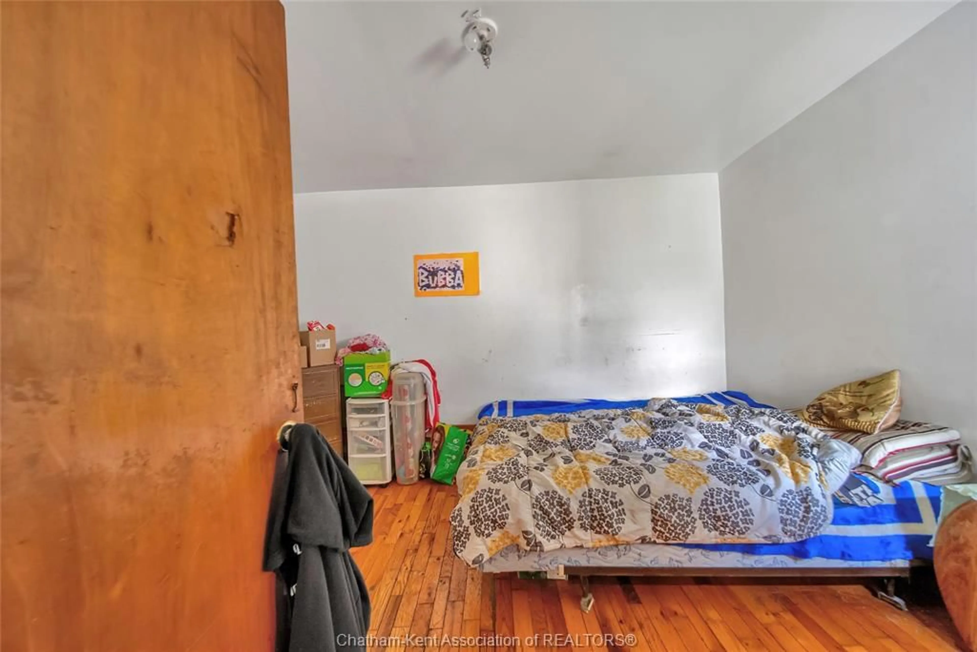 A pic of a room for 177 Wellington St, Chatham Ontario N7M 3P2