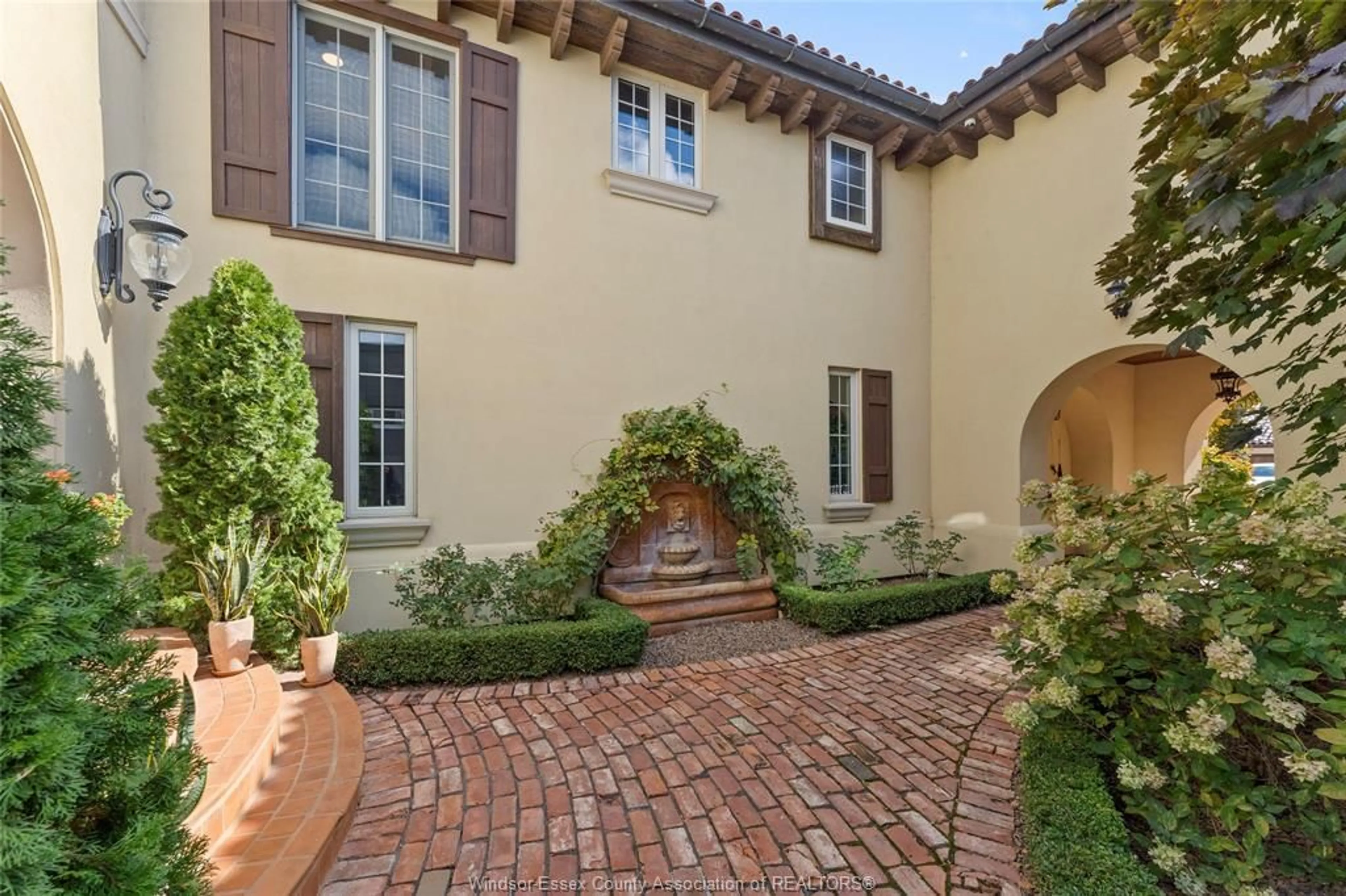 Unknown for 13038 RIVERSIDE Dr, Tecumseh Ontario N8N 1A8