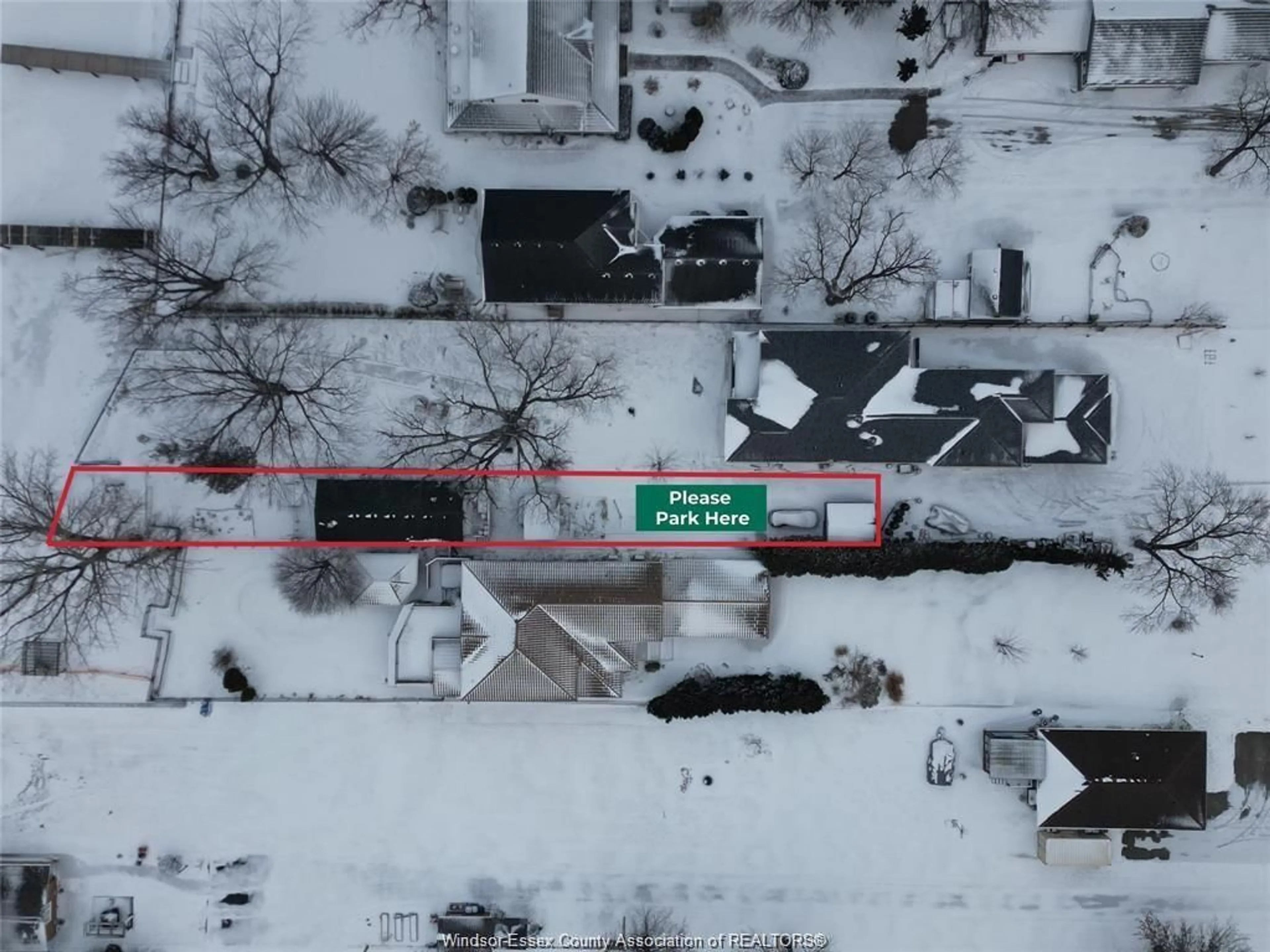 A pic from outside/outdoor area/front of a property/back of a property/a pic from drone, street for 670 OLD TECUMSEH Rd, Lakeshore Ontario N0R 1A0