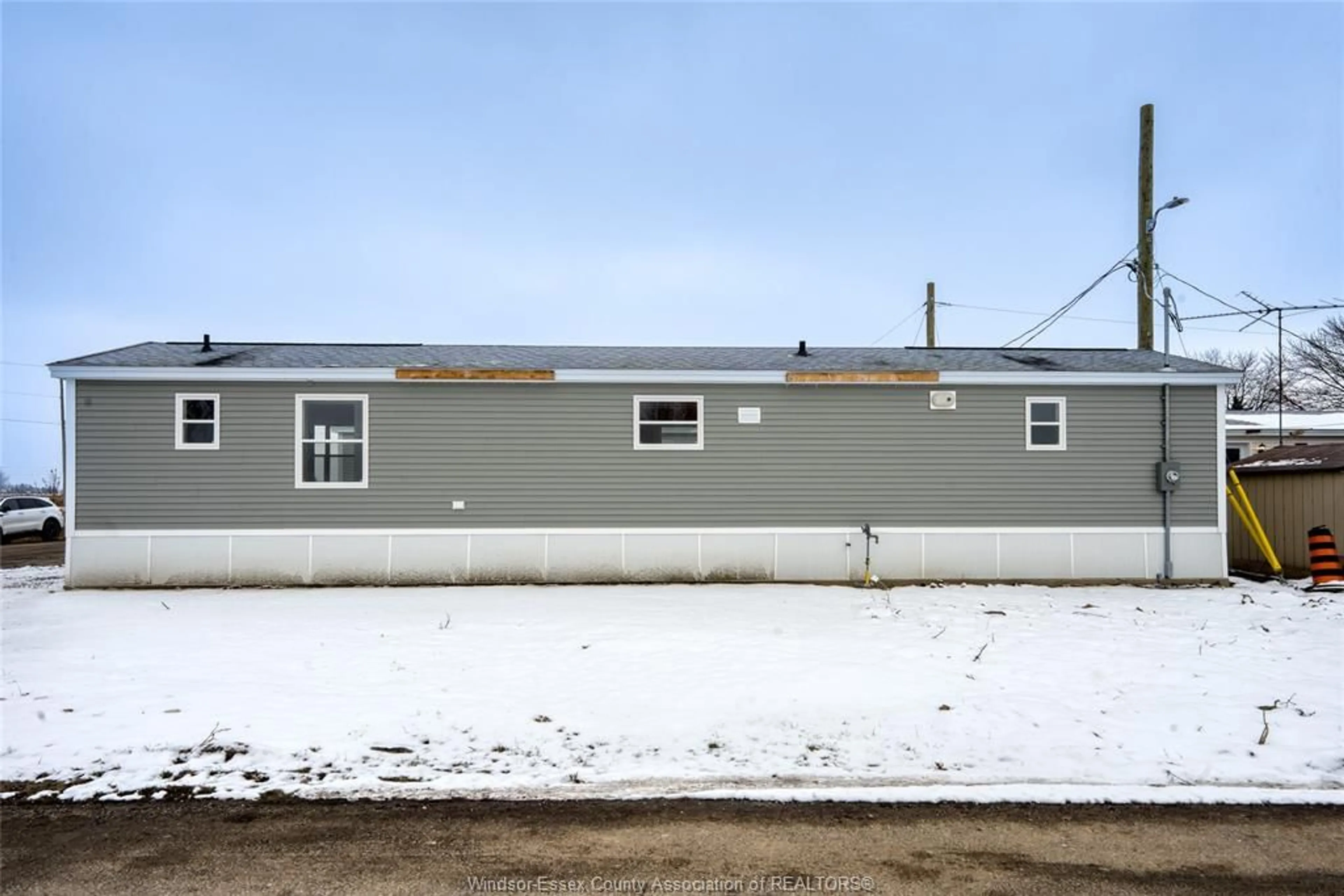 Unknown for 24 REGINA, Lakeshore Ontario N8N 2P4