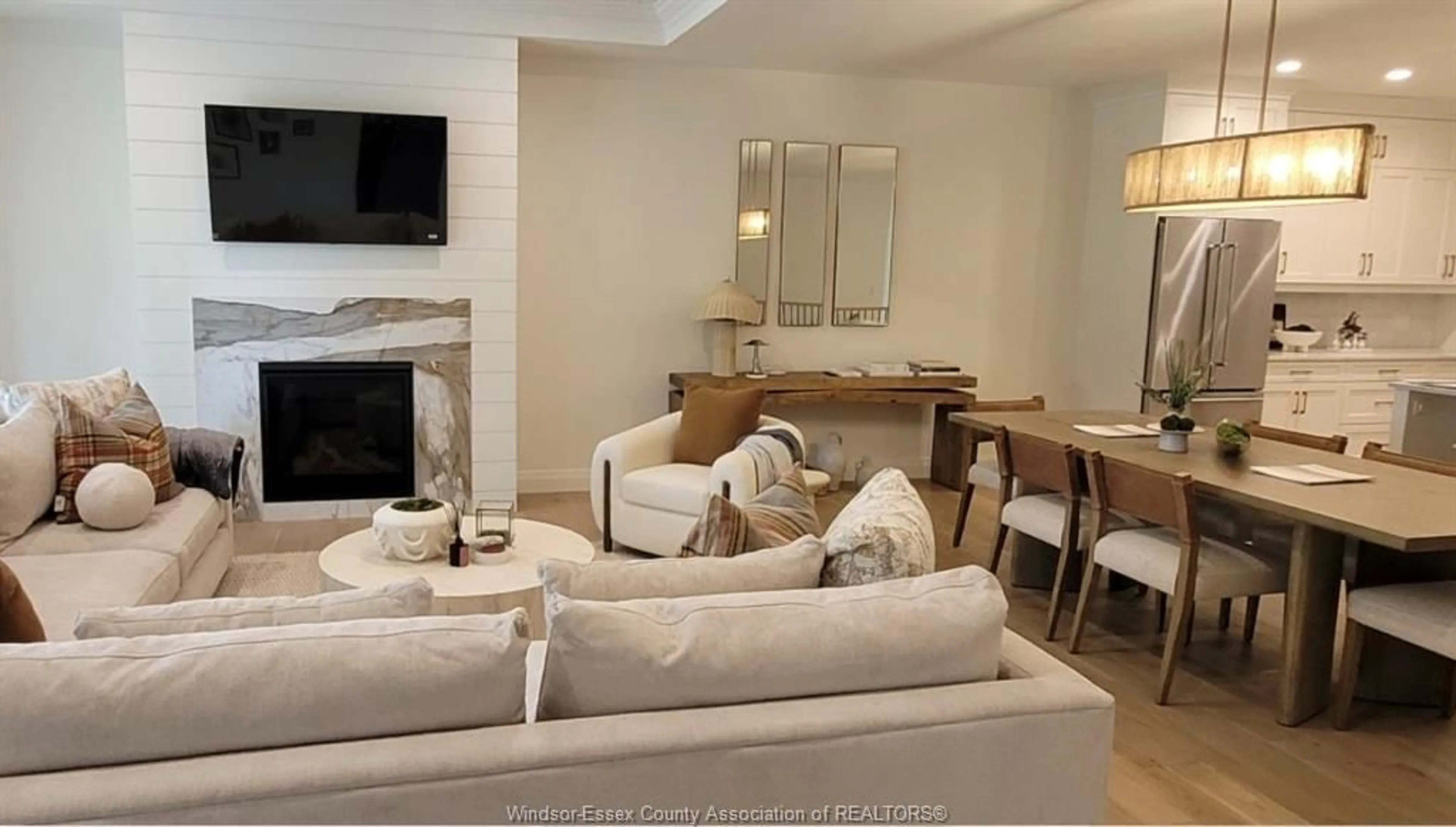 Living room with furniture, unknown for 76 BOBLO ISLAND Blvd, Amherstburg Ontario N9V 0H7