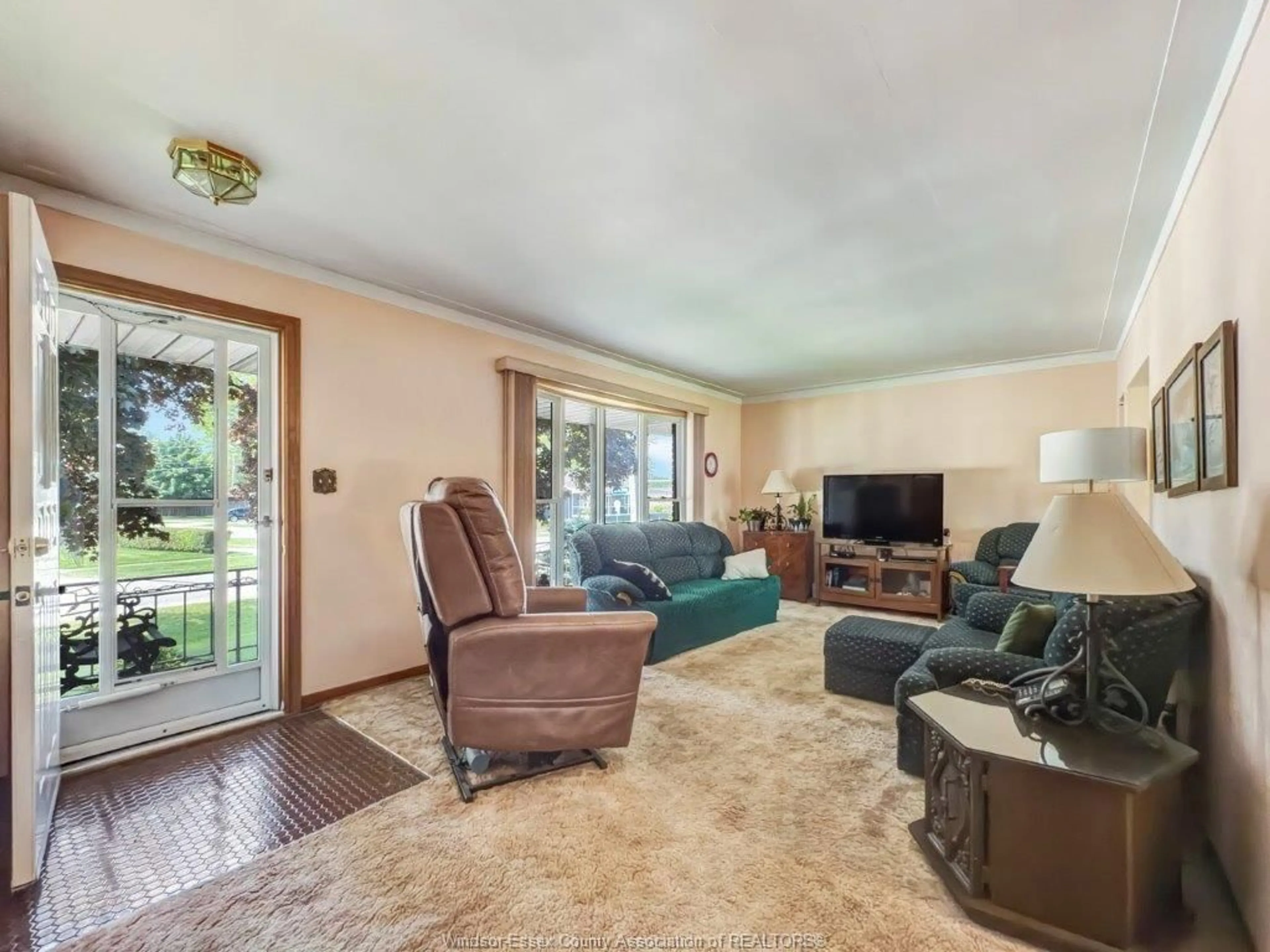 Living room with furniture, unknown for 305 MAPLE Ave, LaSalle Ontario N9J 1P1